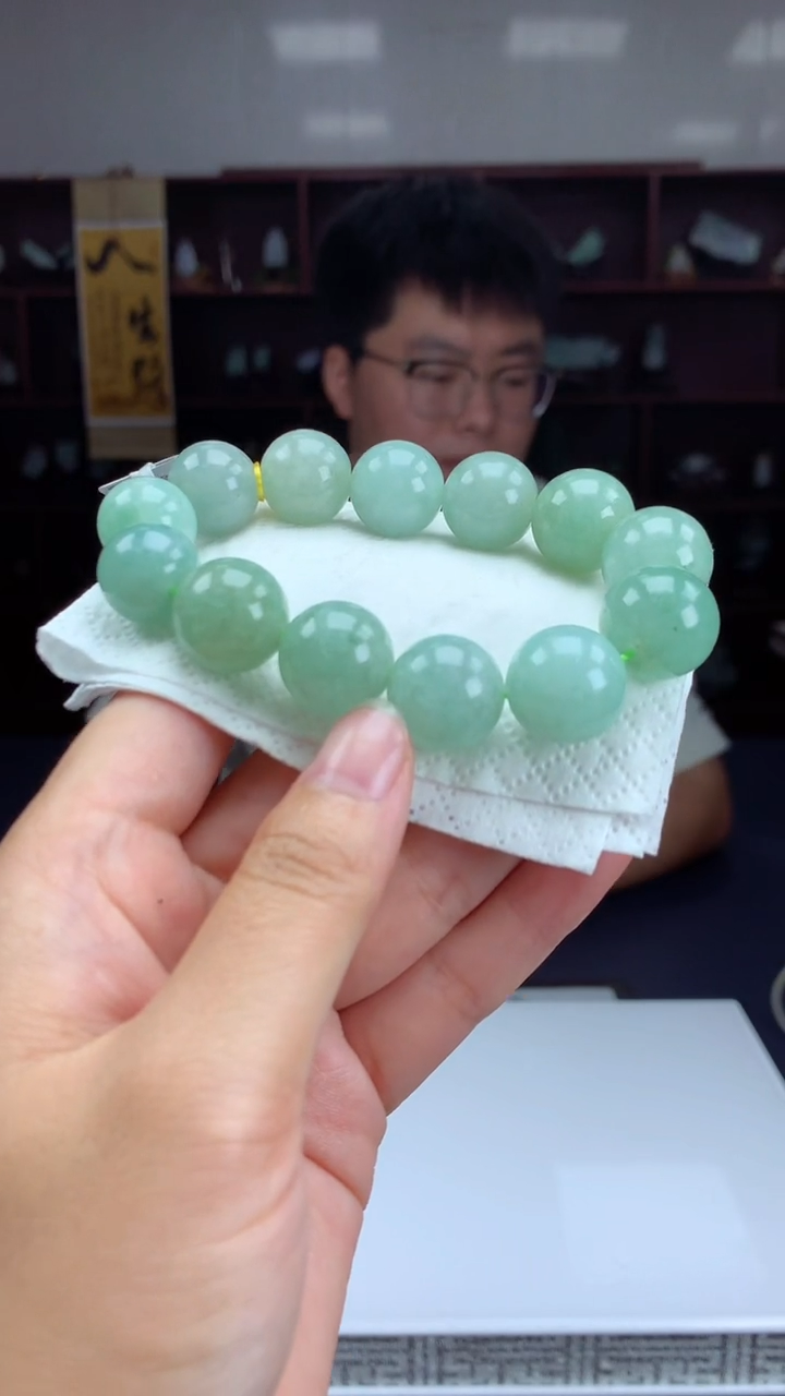 【闪购商品】定制翡翠未镶嵌挂件多样性发货（拍一发一）