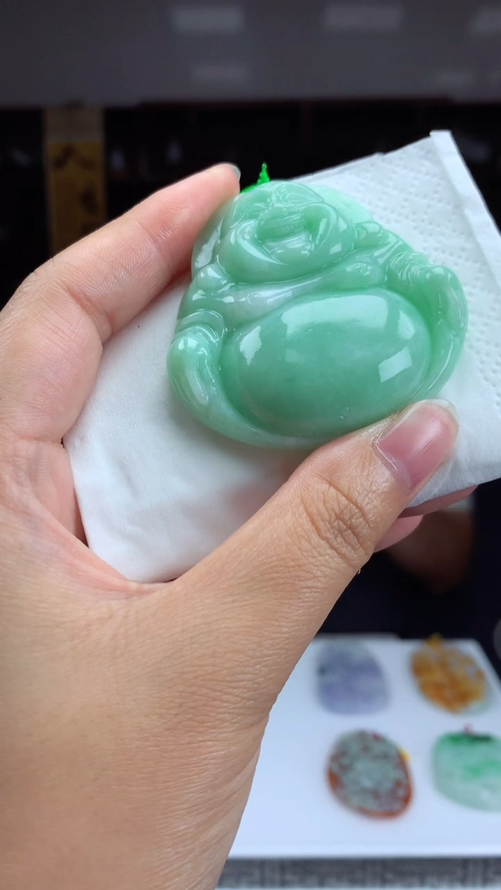 【闪购商品】定制翡翠未镶嵌挂件多样性发货（拍一发一）