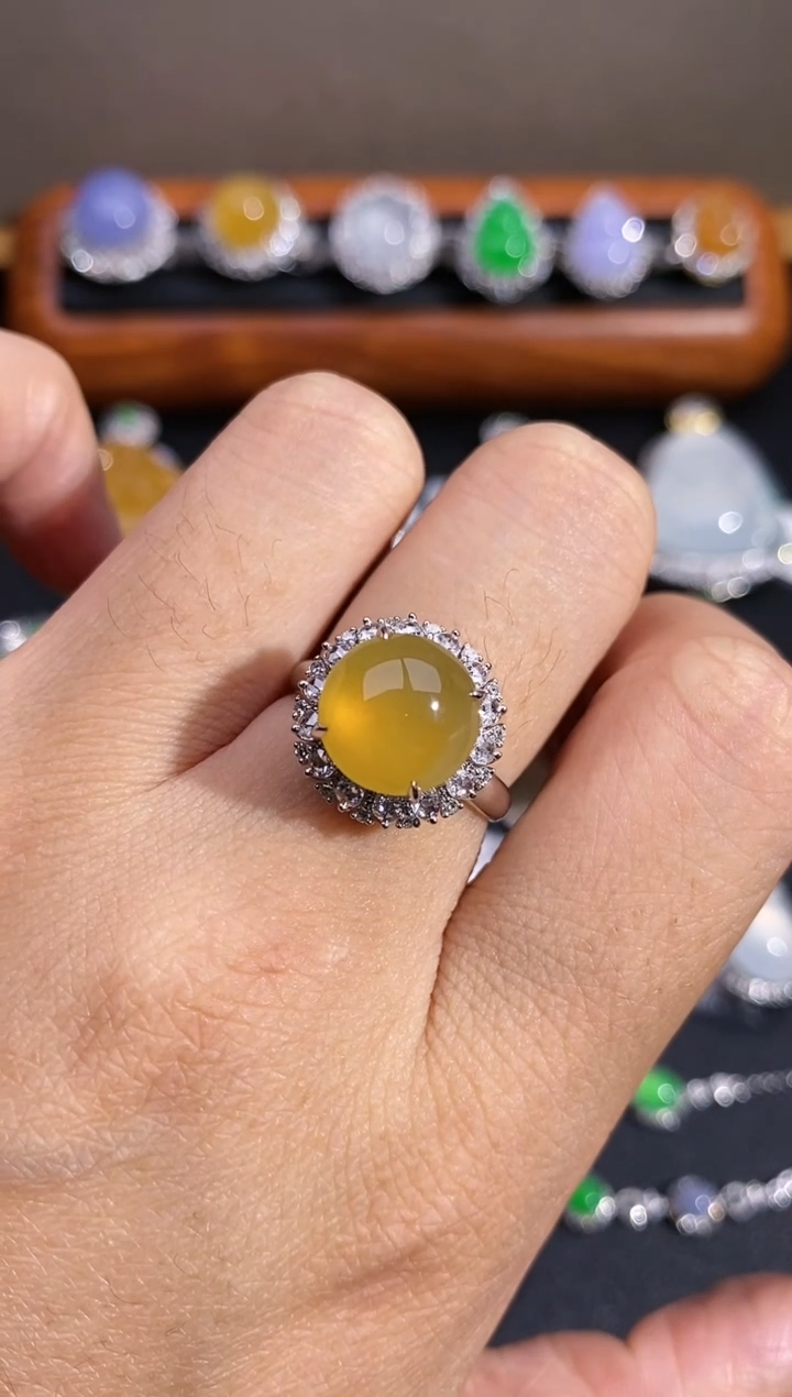 【闪购商品】翡翠戒指18K金镶嵌戒指