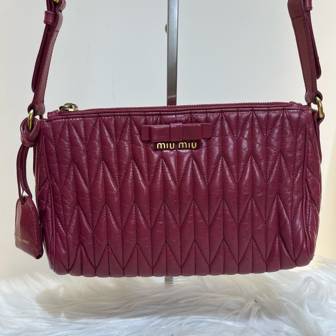 95新 MIU MIU/缪缪 Miumiu粉色单肩包LC206