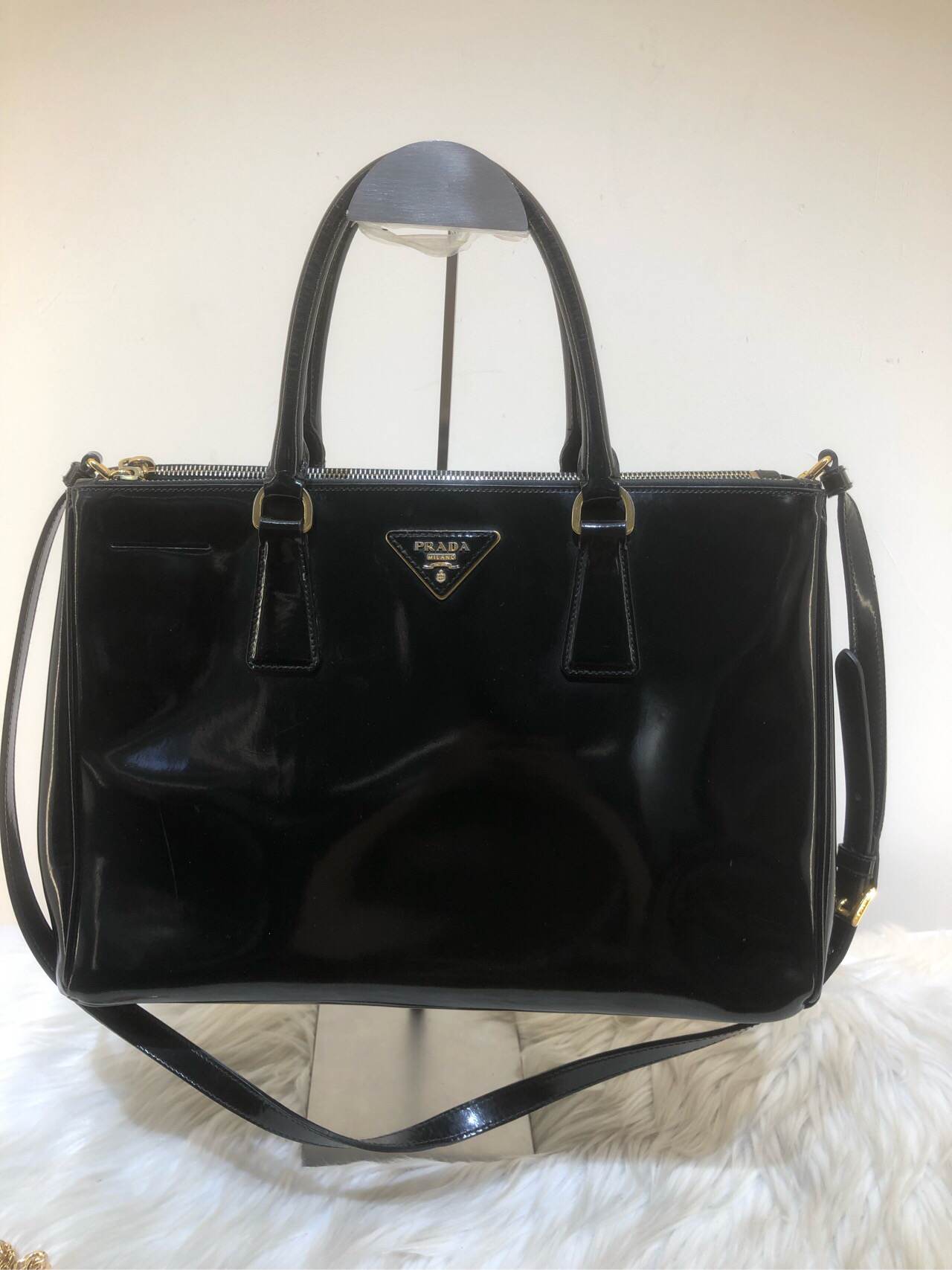 95新 Prada/普拉达 prada漆皮黑色杀手bb309