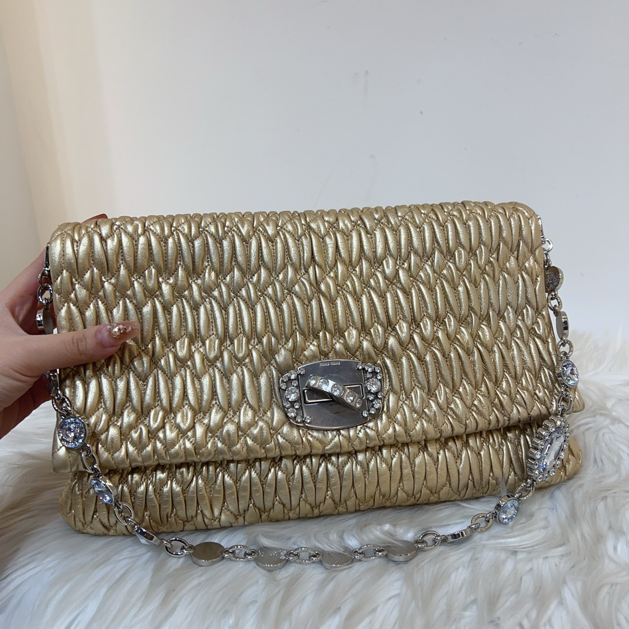 95新 MIU MIU/缪缪 缪缪miumiu香槟金宝石链条单肩腋下包a2550