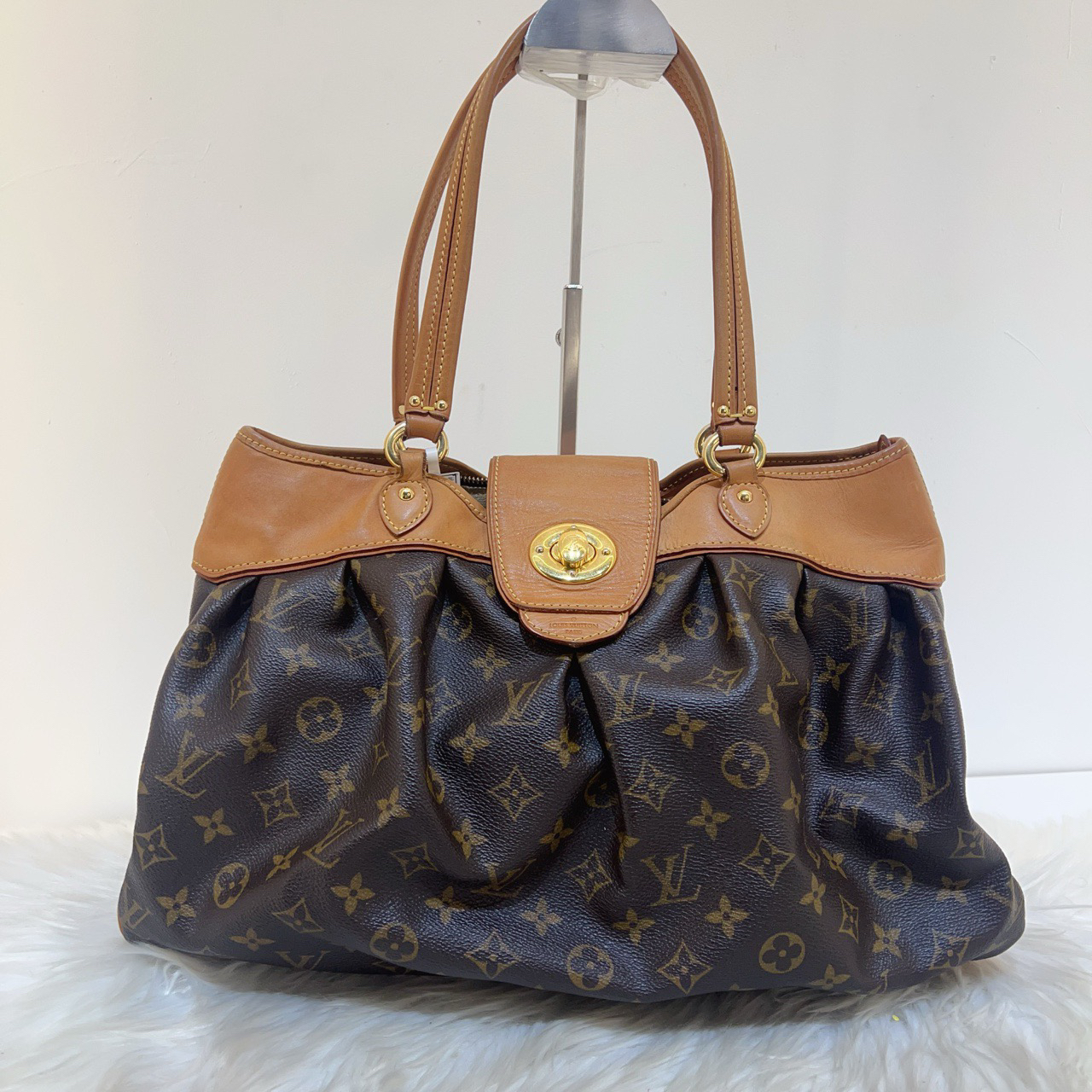 95新 LouisVuitton/路易威登 lv老花泡芙老花云朵包a2588