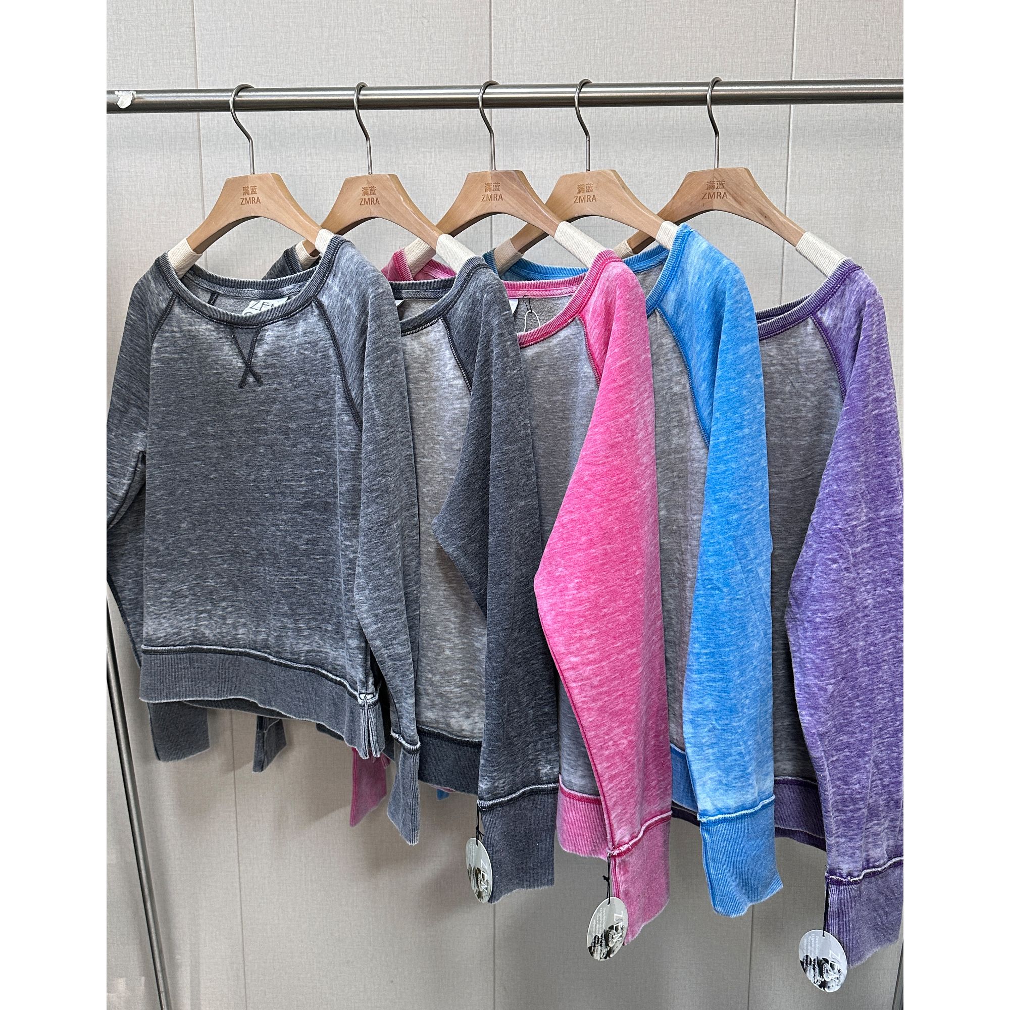 ZM2199秋冬圆领套头厚款时尚拼色卫衣