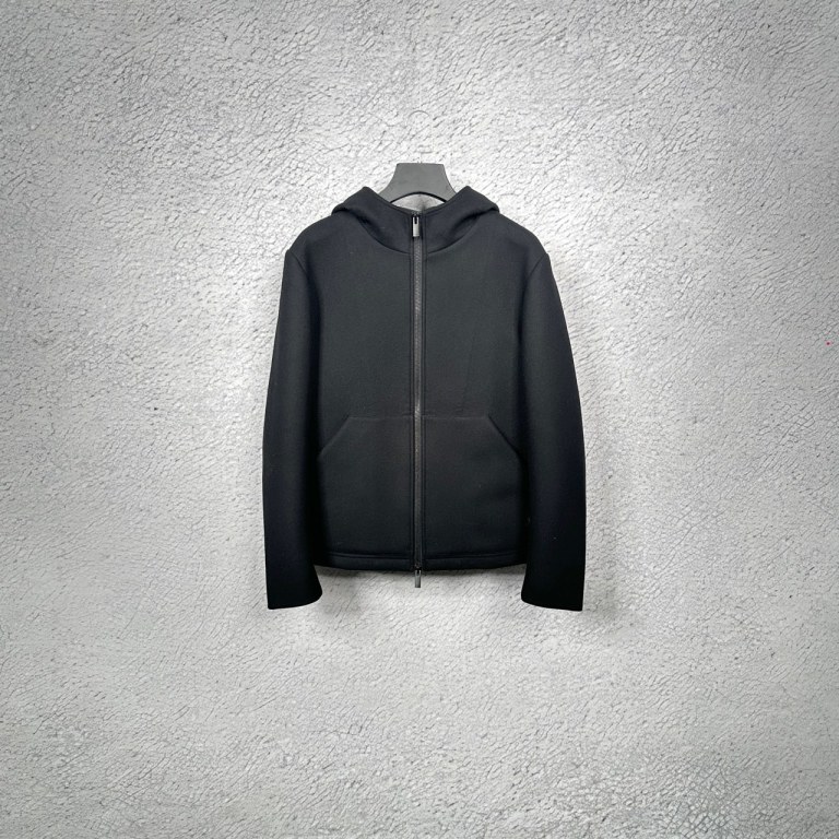 99 Fendi 芬迪黑色全羊毛连帽拉链外套后背彩色Logo魔术贴 /50码