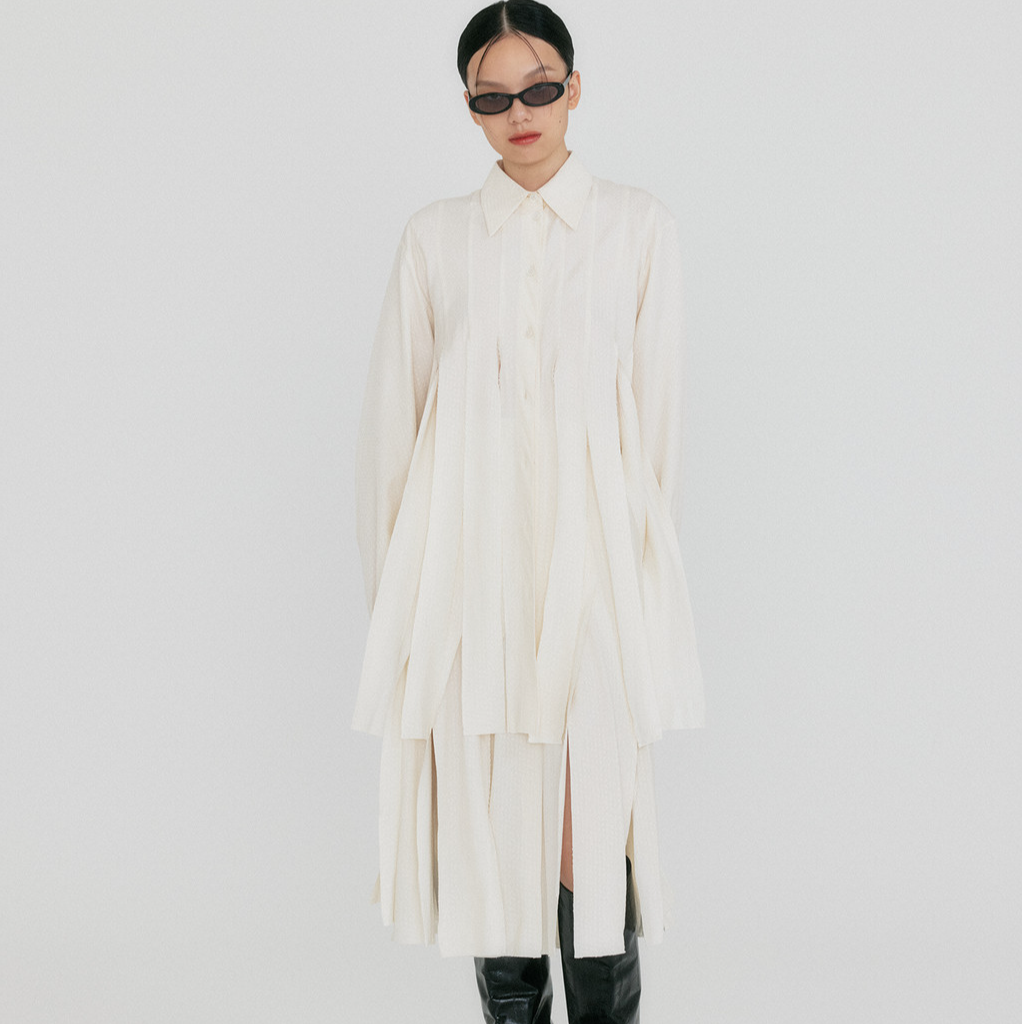 EENK 设计师品牌【output】乳白色褶皱衬衫