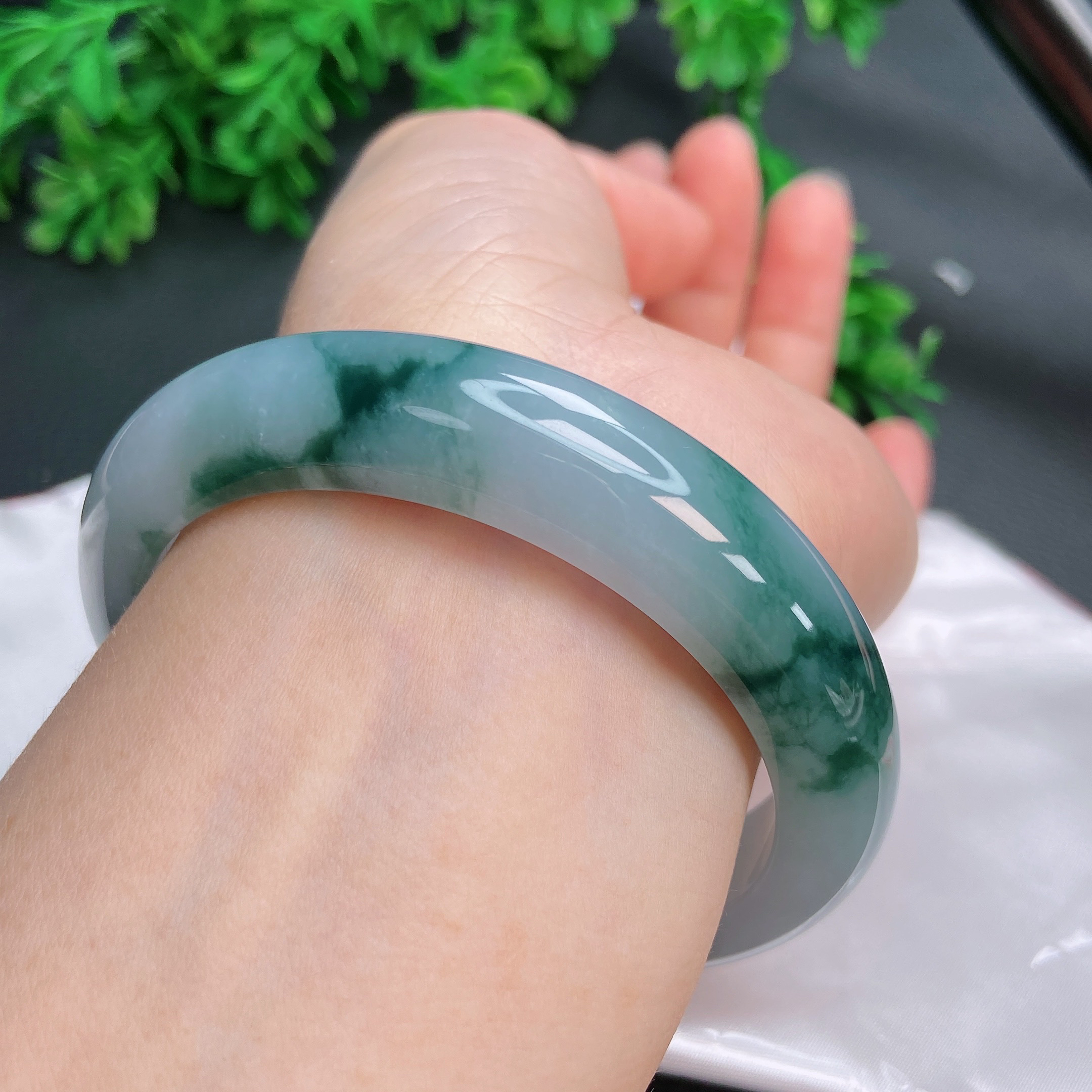 57圈飘蓝花翡翠手镯缅甸天然a货双彩老坑精品百搭妈妈玉镯D31191