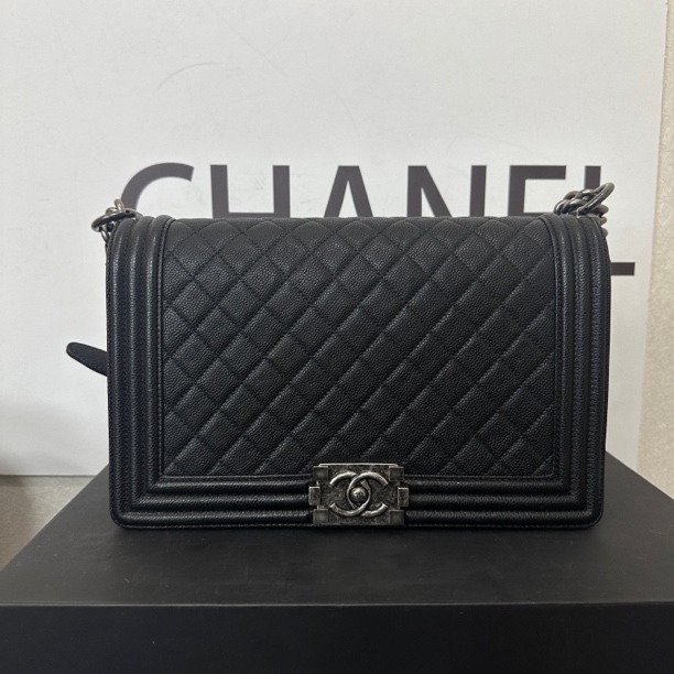 95新 Chanel/香奈儿 艾瑟尔奢品/黑银荔枝新中号/6390定金