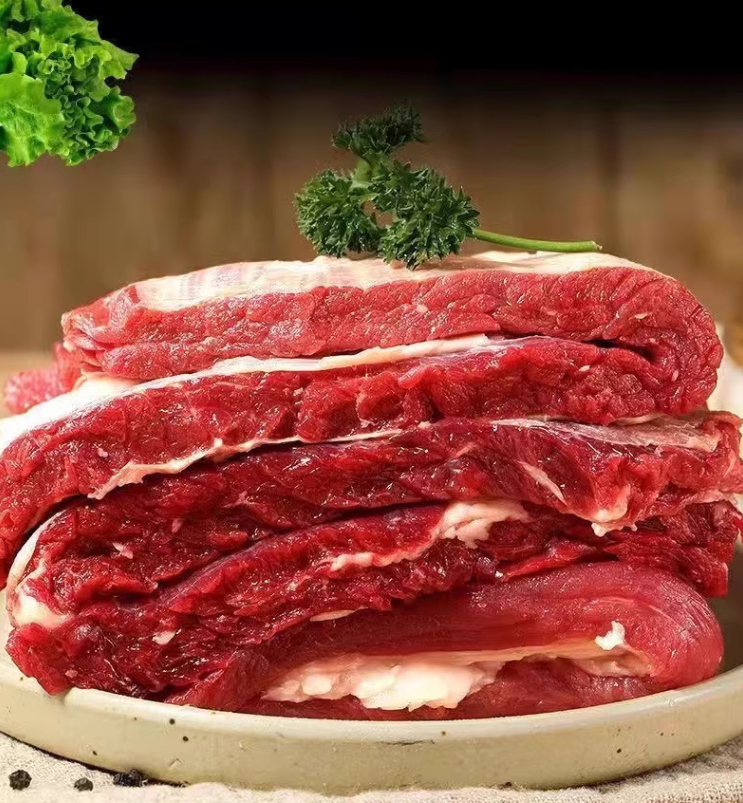 直播福利    现切牛腩  新鲜牛肉  2斤 88元