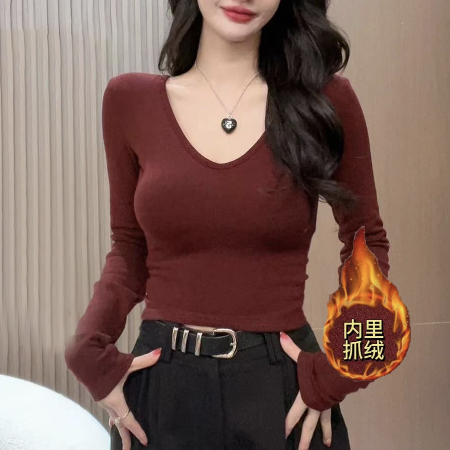 【当天发货有垫肩】V领时尚感女秋冬季新款修身显瘦纯色T恤百搭上衣