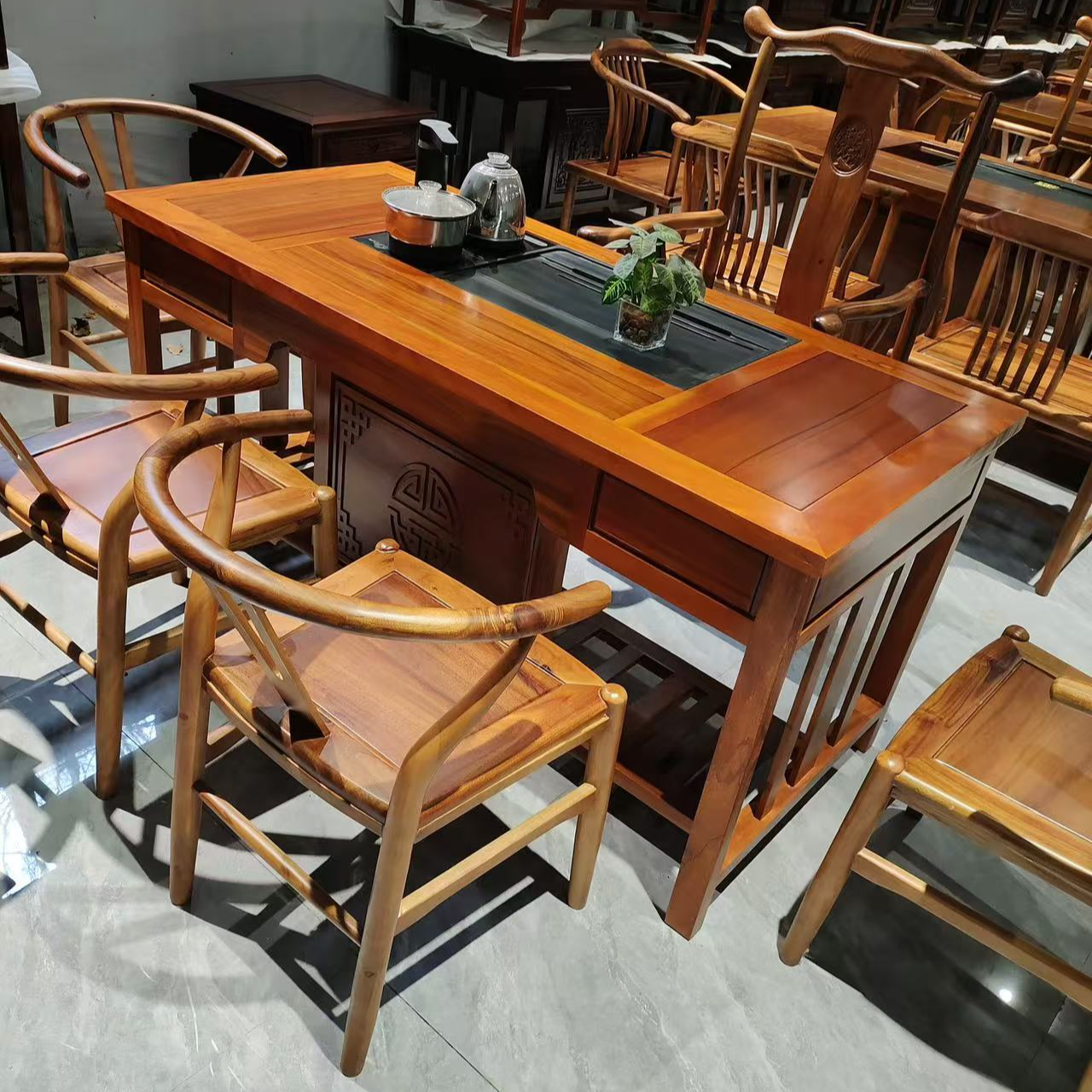 家用茶桌进口原木材质整体结构