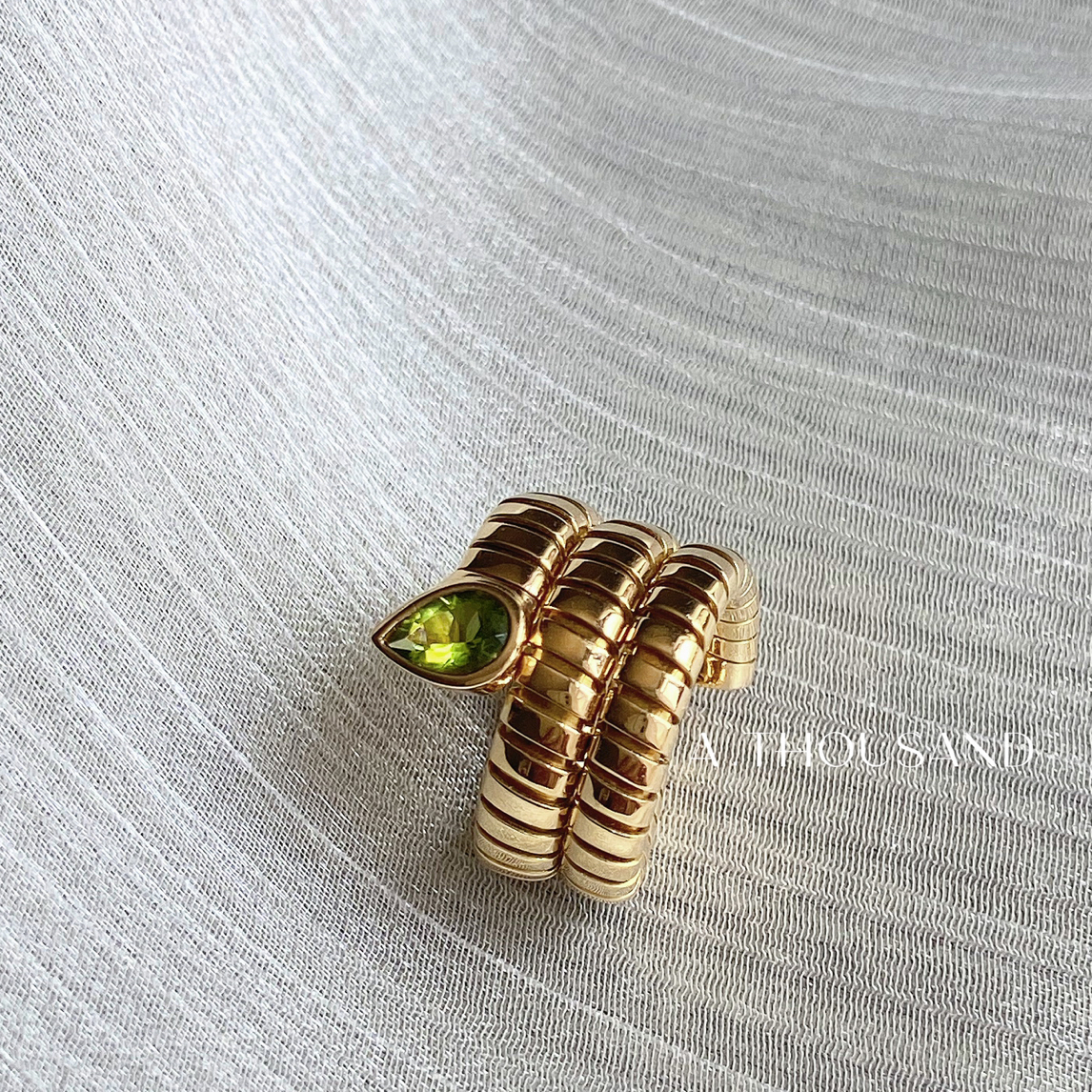 95新 BVLGARI/宝格丽 Tubogas18K金绿橄榄三圈绿色彩宝蛇戒49