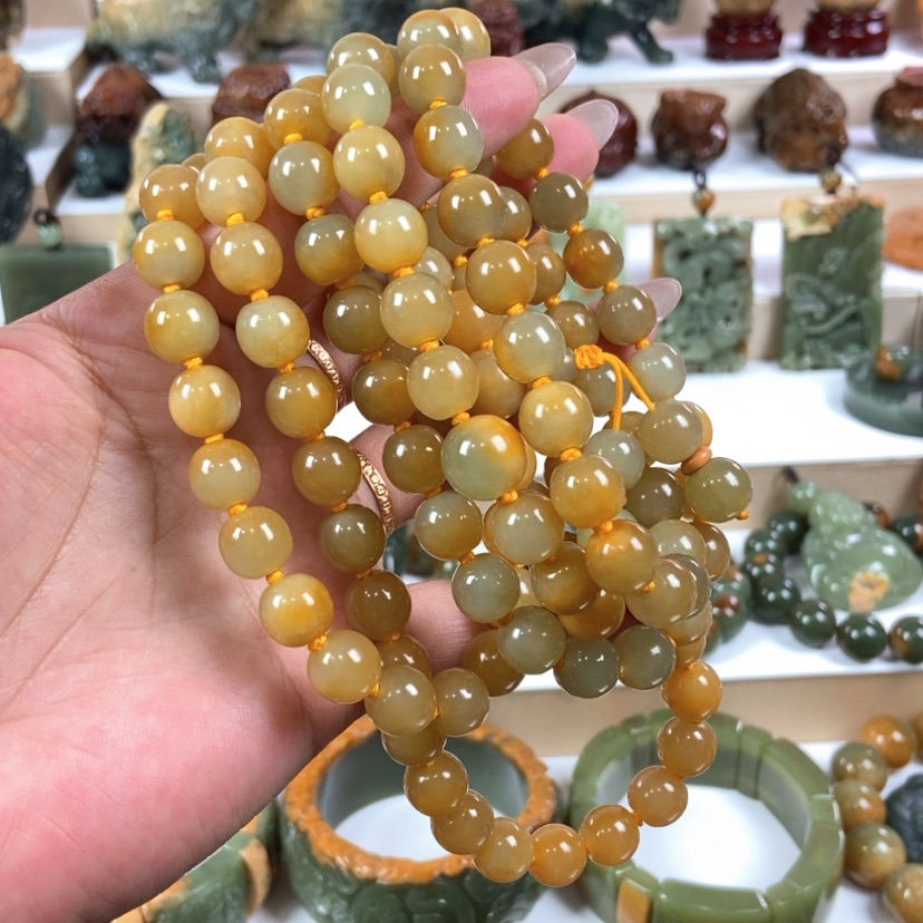 【闪购商品】岫岩河磨玉（透闪石质玉）手链未镶嵌琥*宫