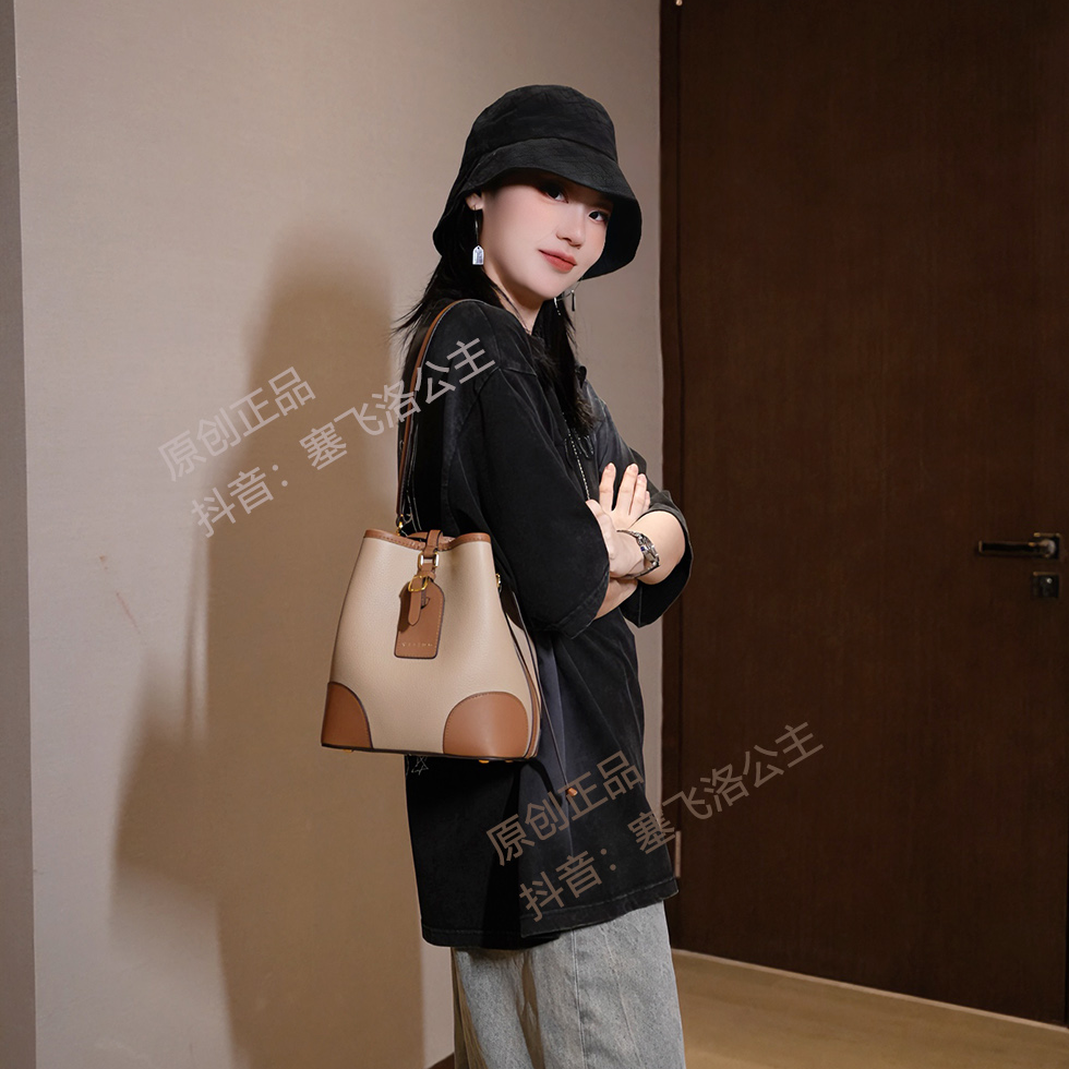 【塞飞洛】经典气质时尚单肩斜跨女士花园水桶包 WGG-1FA398