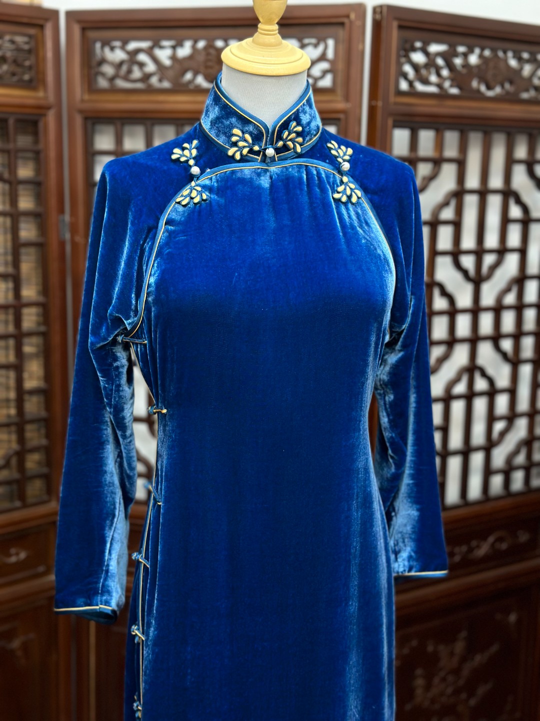 手工高贵真丝绒长旗袍（可定制）