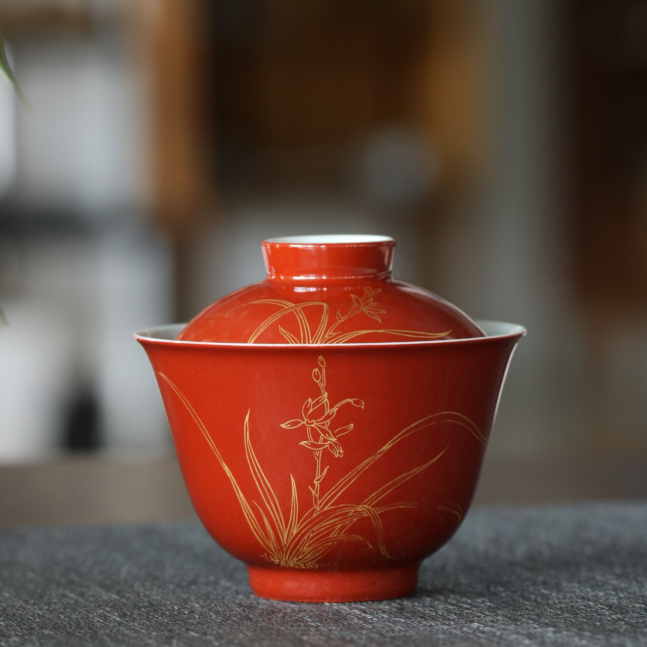 景德镇全手工陶瓷盖碗矾红兰花泡茶碗高档红盖碗色釉描金茶盖碗