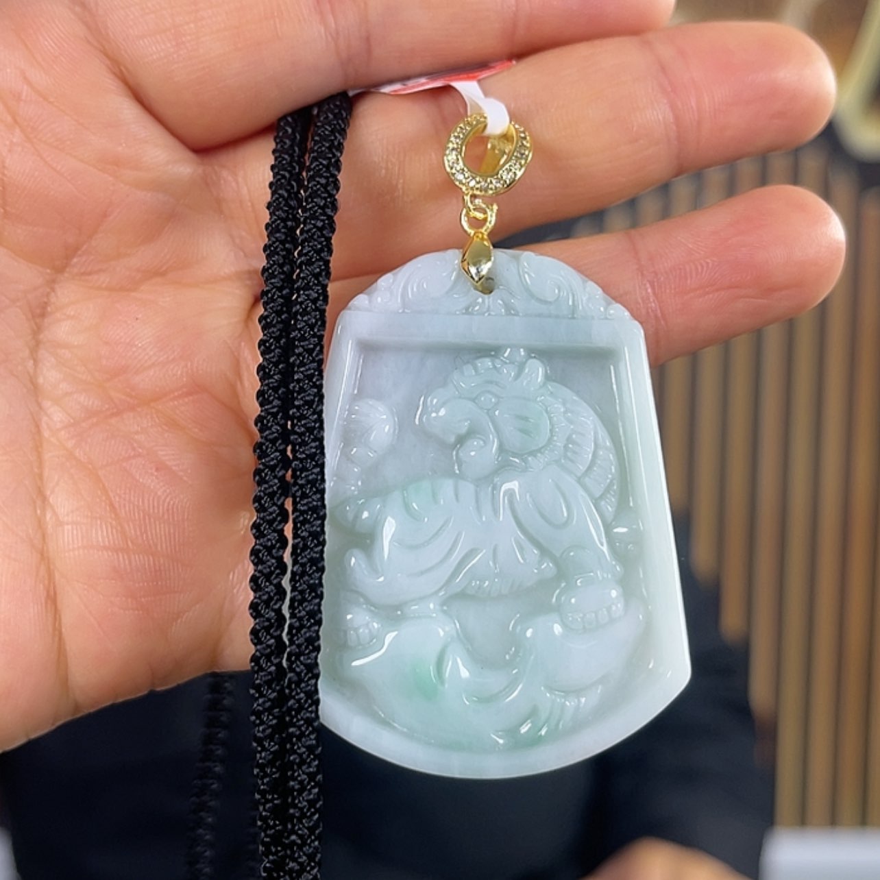 【闪购商品】翡翠颈饰未镶嵌