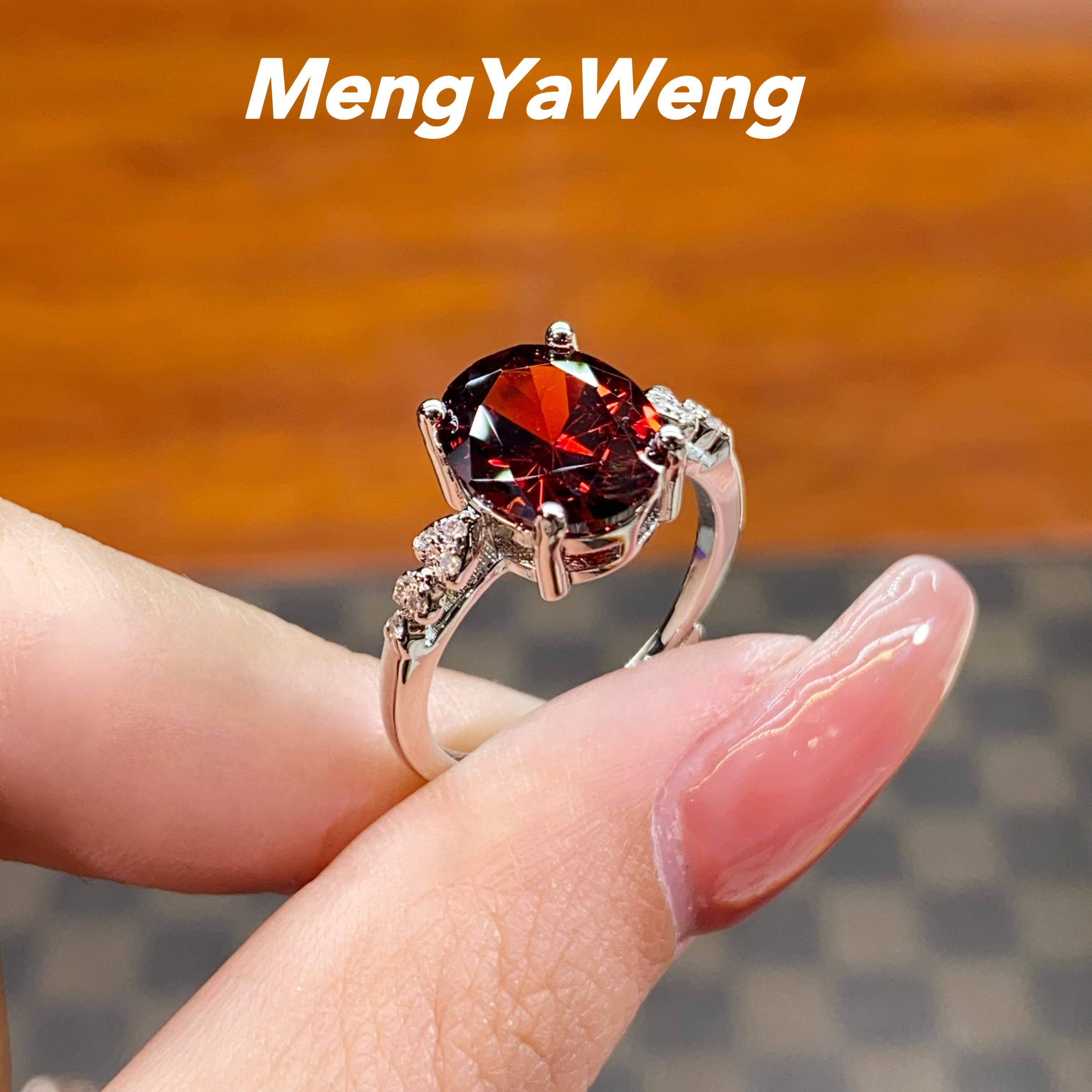 新品戒指 【k1317】9X11mm红色鸽子蛋人工宝镶嵌【竹芯】