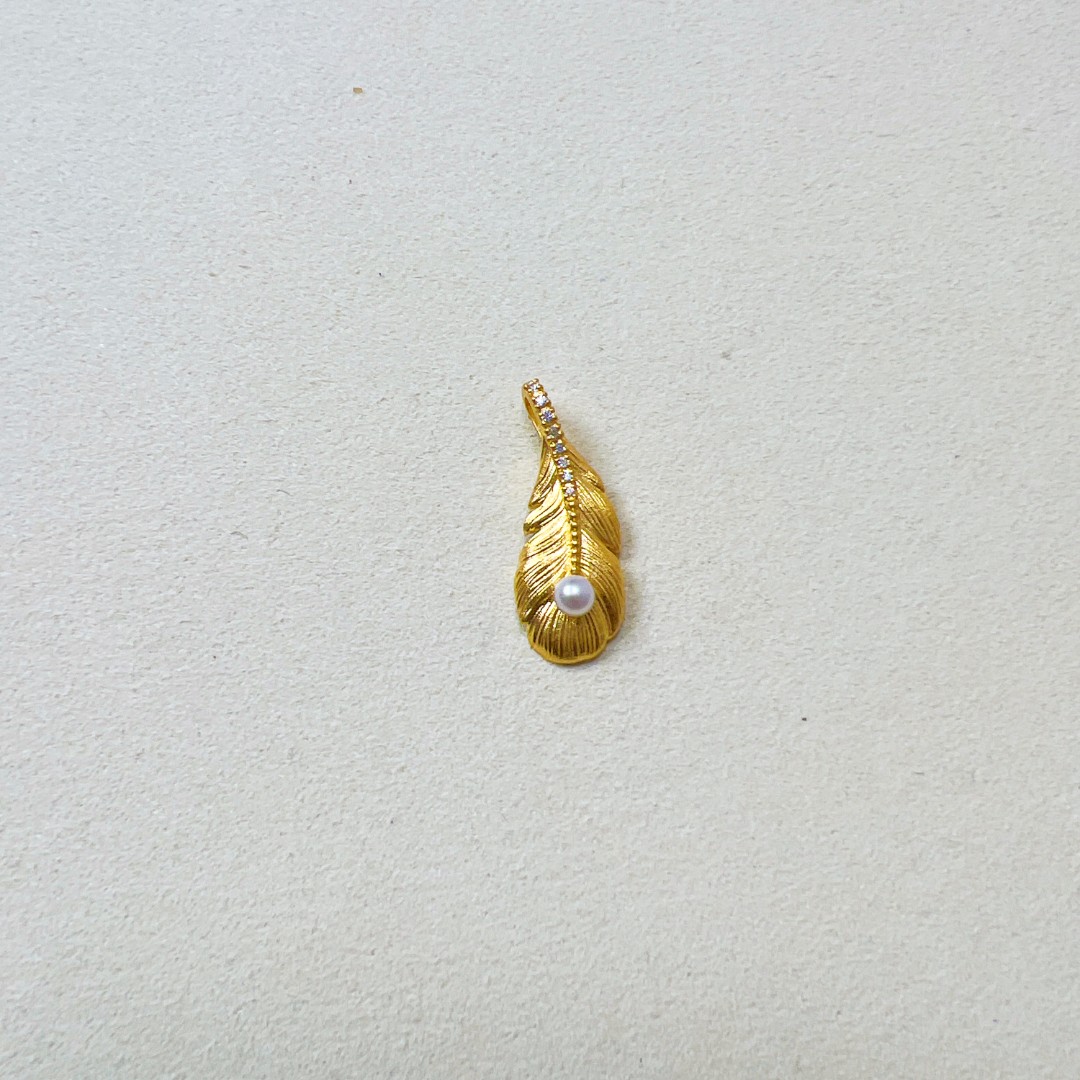 云珑珠宝 足金999 羽毛吊坠
