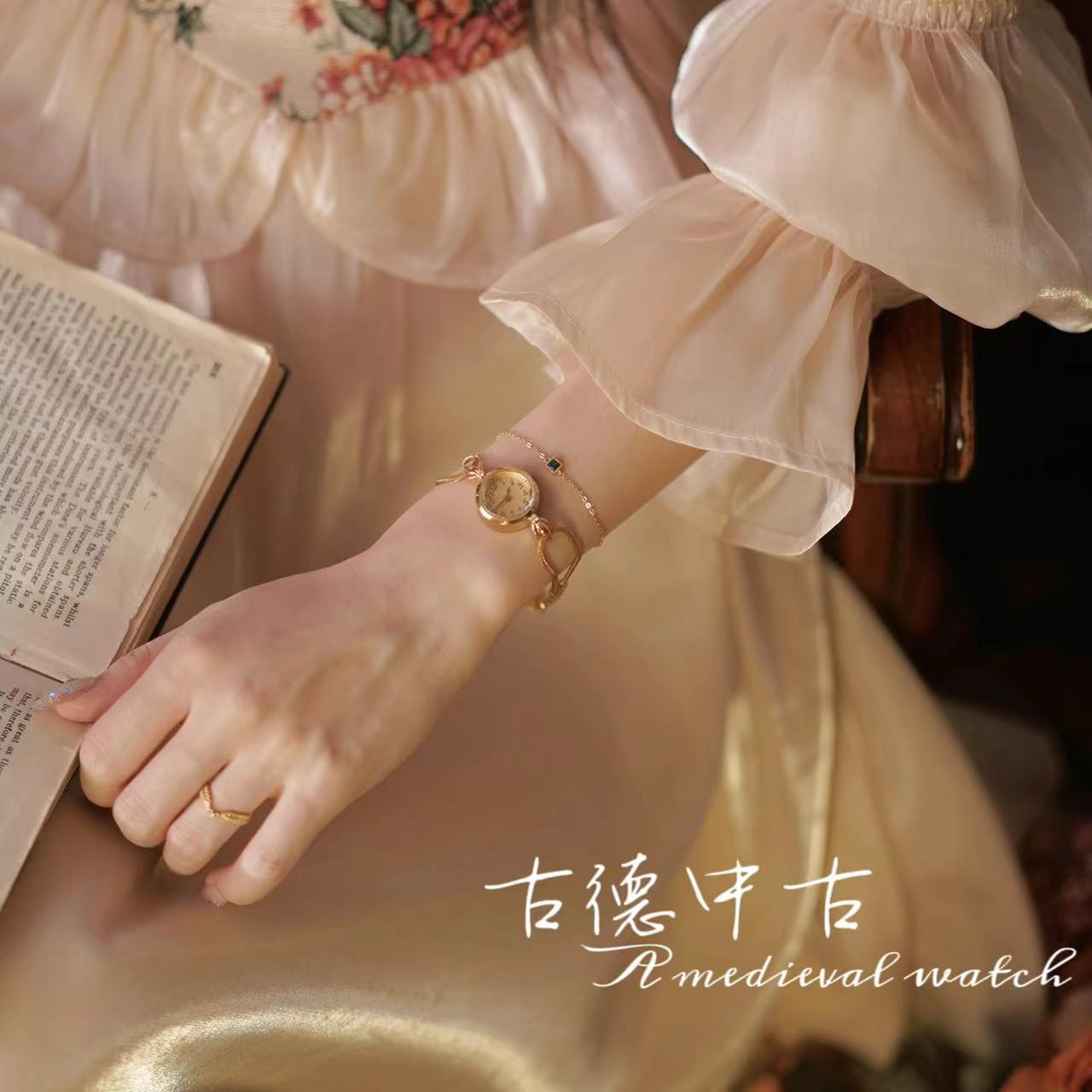 POLLY & VINCENT中古风古董派阿朵锦鲤精致百搭气质鱼尾女士女表