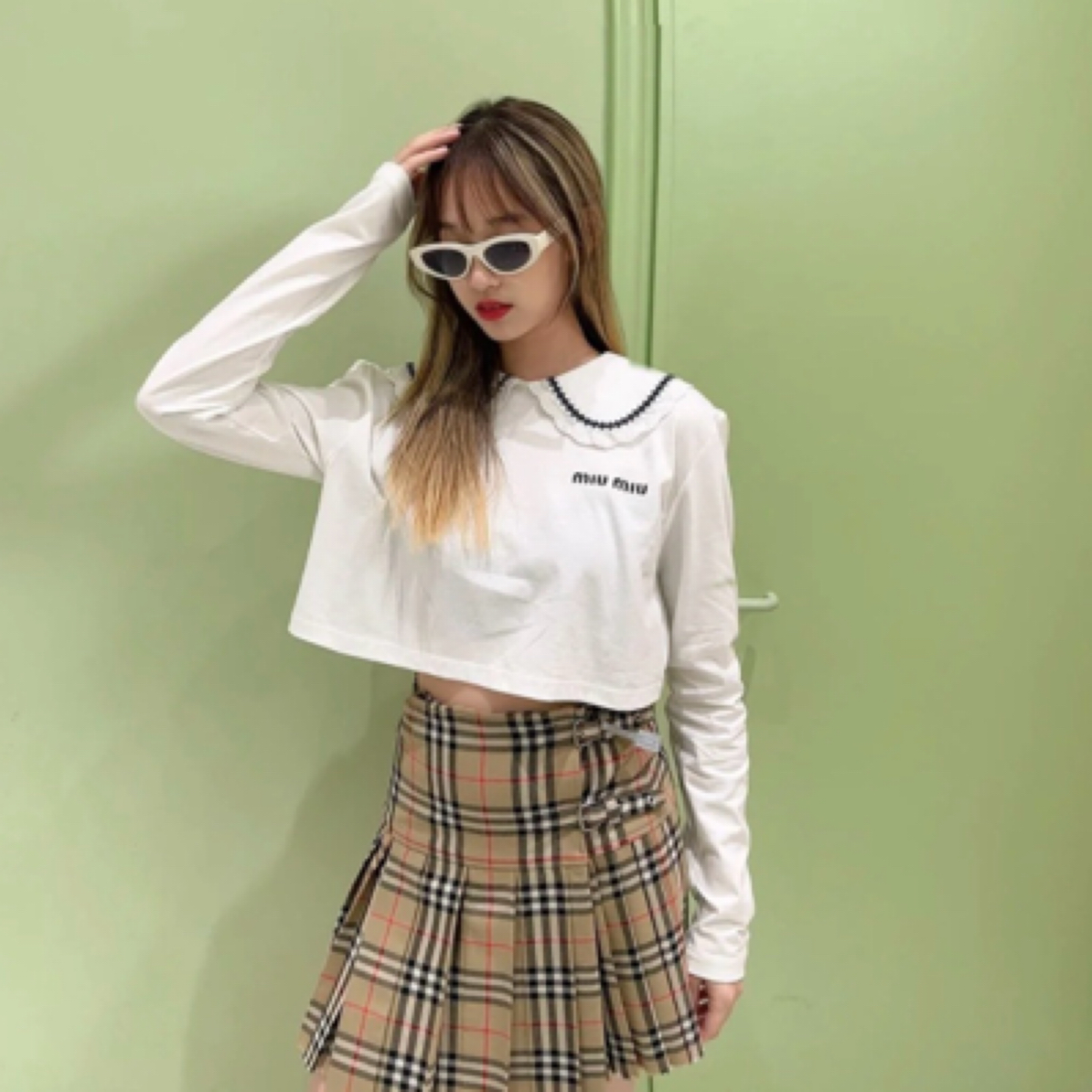 99新 MIU MIU/缪缪 000587 字母圆领套头长袖截短上衣白色 M码 