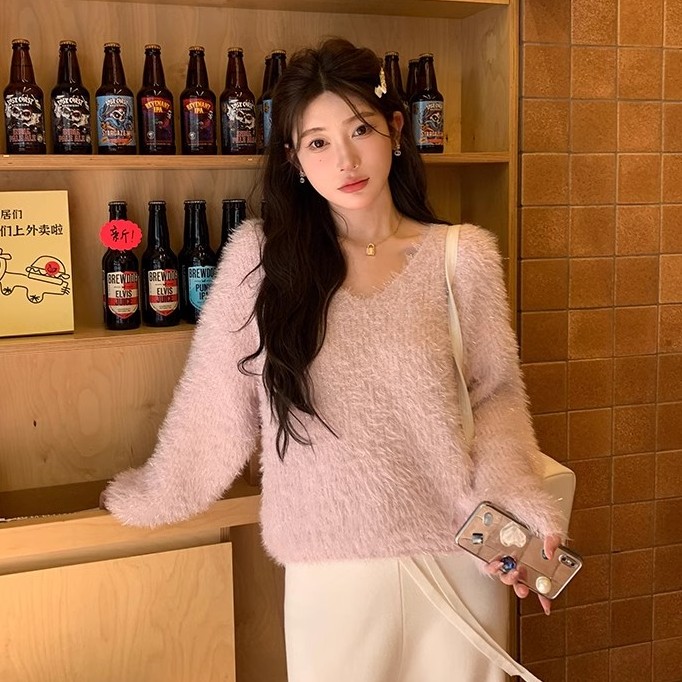 2023新款仿貂绒毛衣女v领套头秋冬软糯宽松慵懒风亮丝针织上衣女