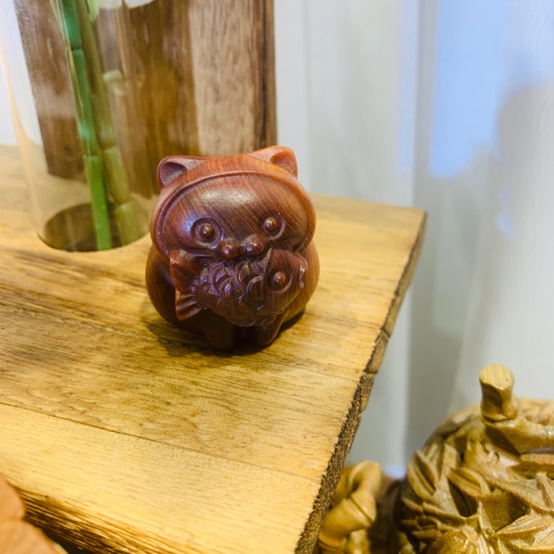 陈化高油老崖柏手把件创意根雕猫吃鱼小摆件