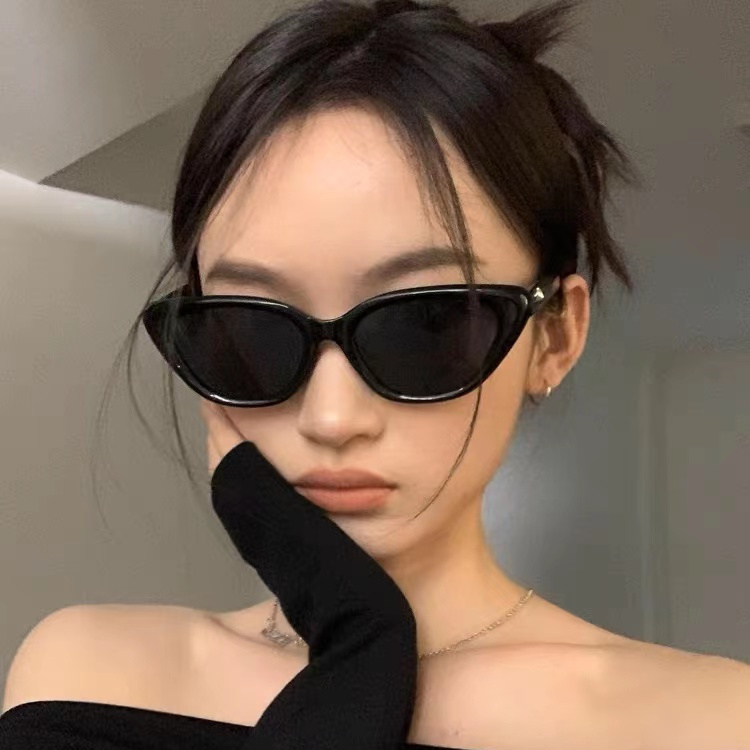墨镜女款防紫外线大脸显脸小2024新款太阳镜高级感韩版百搭防晒潮