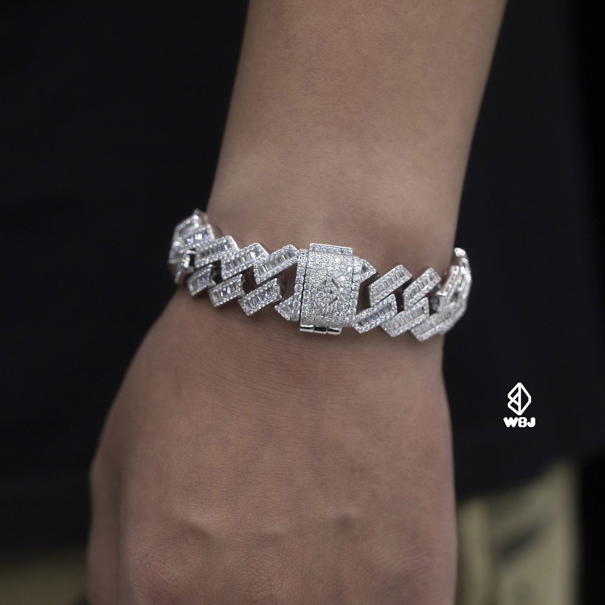 WBJ 925银合成锆石手链 17mm方形T方古巴手链 锯齿形个性款