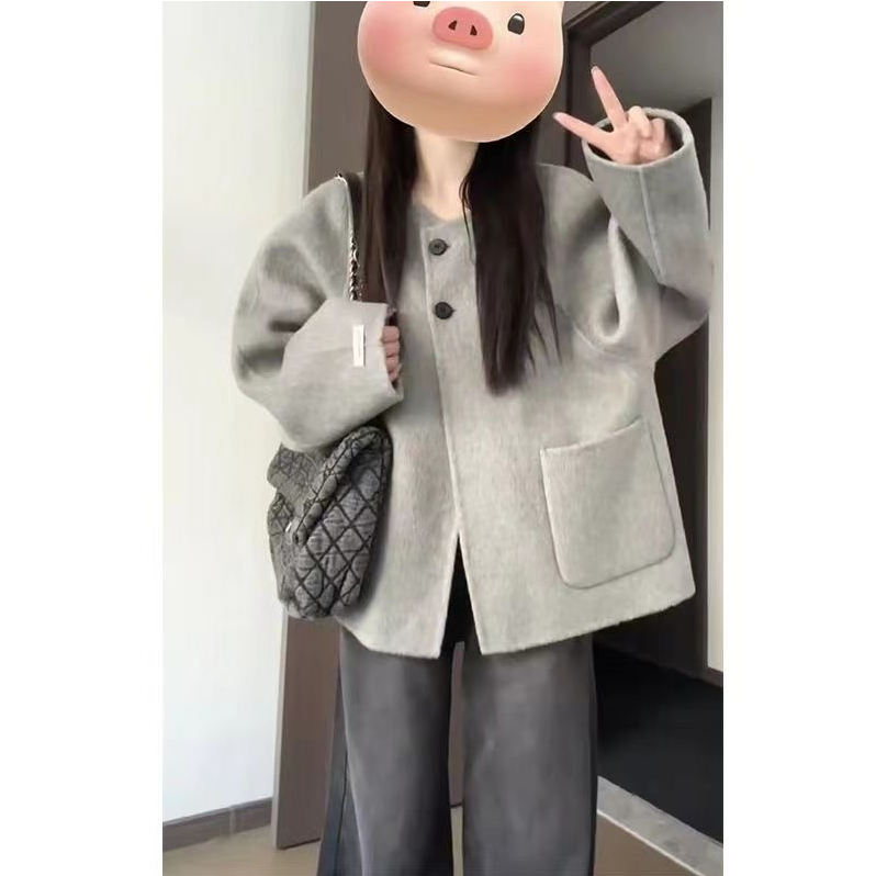 2024新款爆款小香赫本风灰色国潮百搭外套女秋冬季小个子简约短款