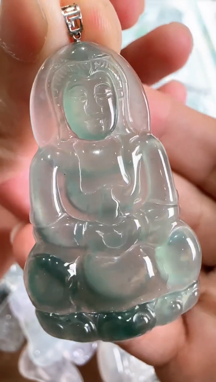 【闪购商品】翡翠吊坠(不含链)18K金镶嵌