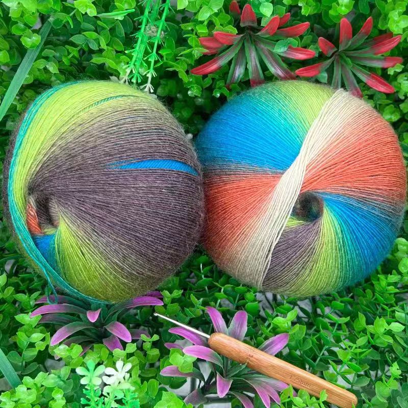 小红毛线之澳洲羊毛大魔球彩虹长渐变段染羊毛线可钩可织毛衣披肩