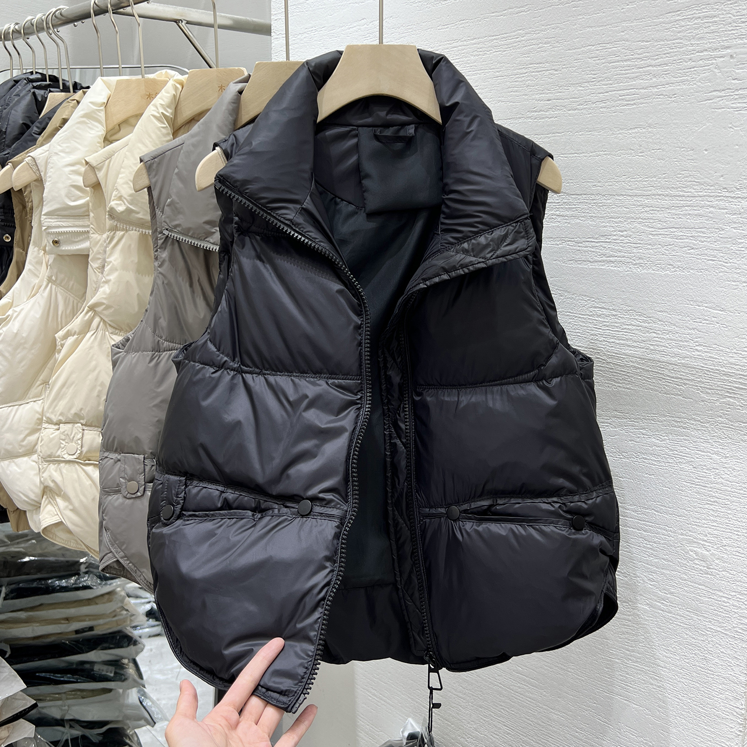 2025春秋爆款网红小个子百搭外套马夹坎肩上衣潮立领短款棉马甲女