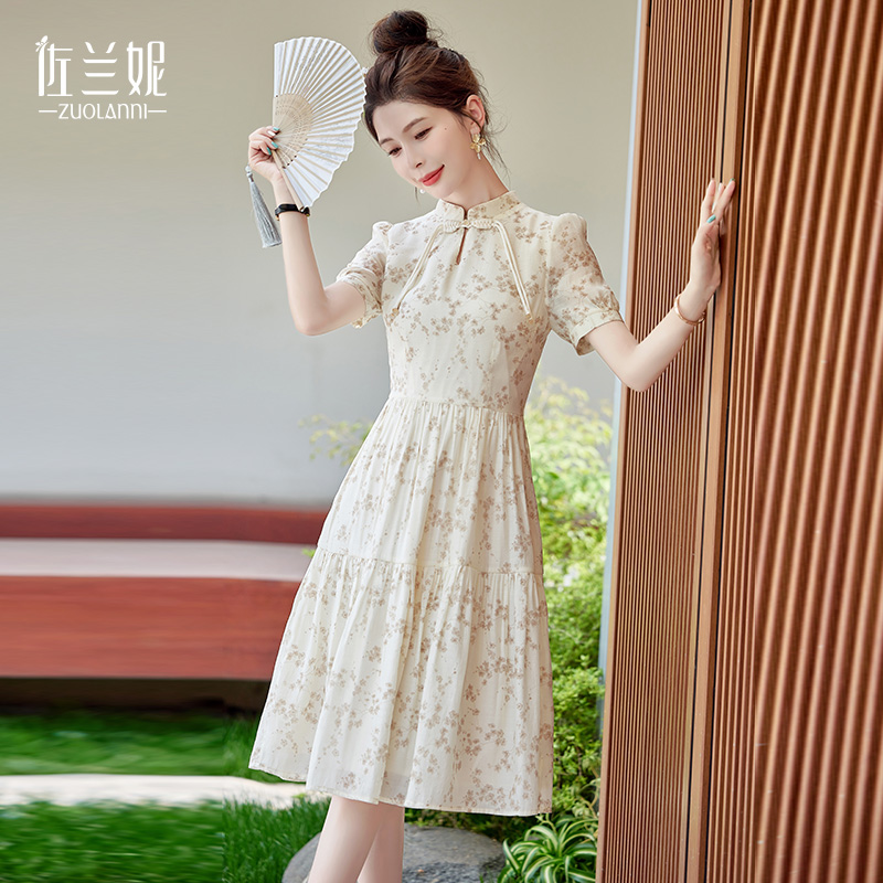 新中式碎花连衣裙女夏2024新款小个子高级感轻奢气质法式收腰裙子