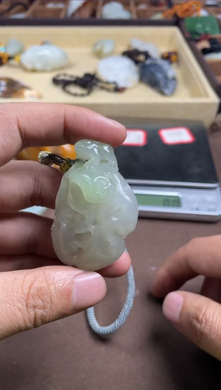 【闪购商品】和田玉颈饰未镶嵌1