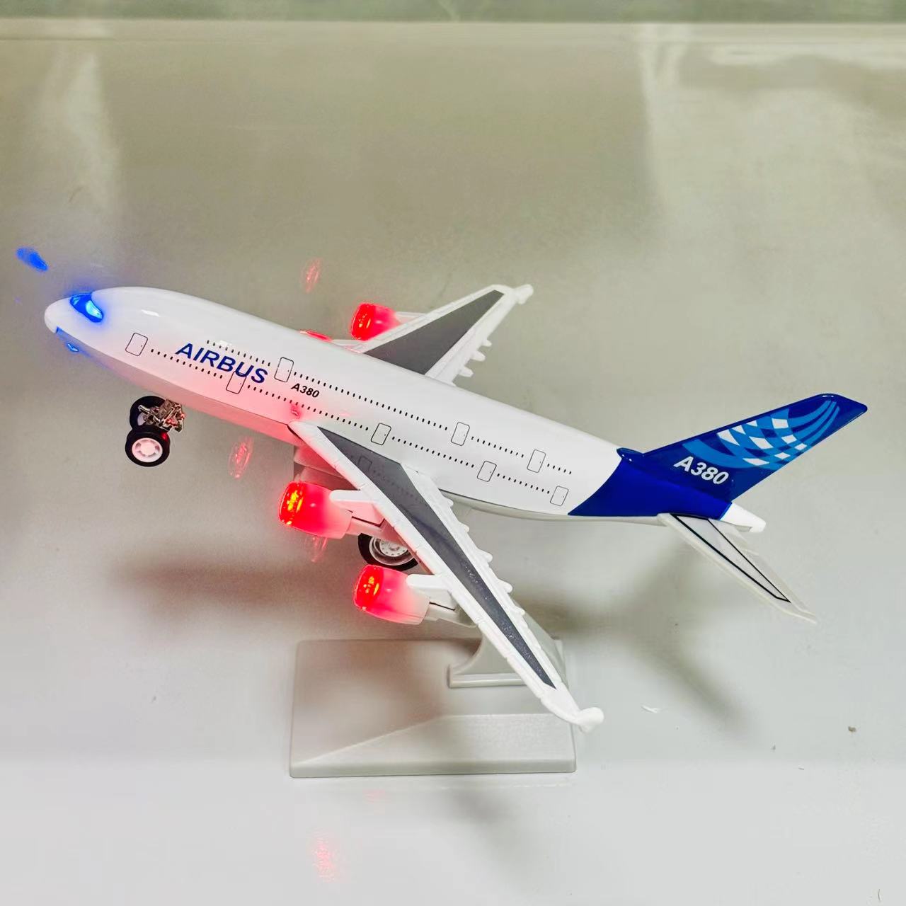 合金声光飞机模型民航客机