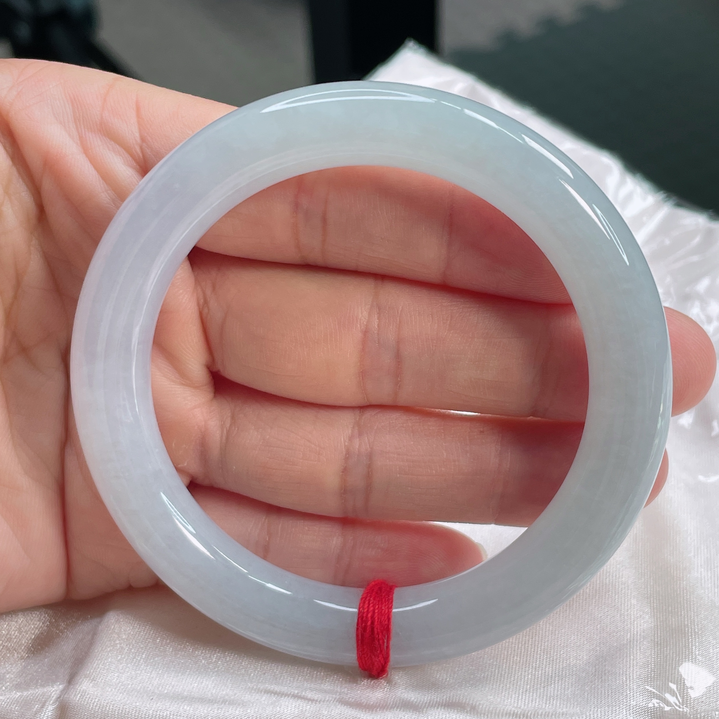 2818缅甸天然翡翠56圈冰润淡晴绿圆条手镯时尚百搭少女款精美玉镯