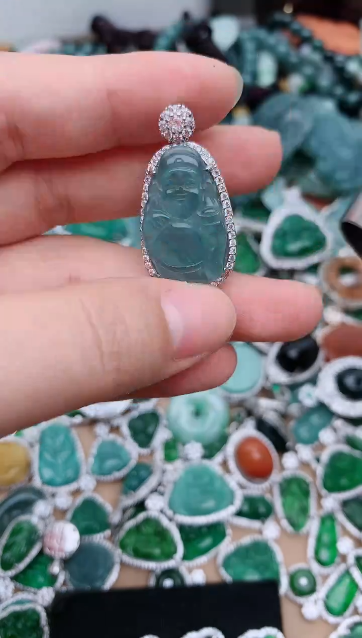 【闪购商品】翡翠颈饰未镶嵌170