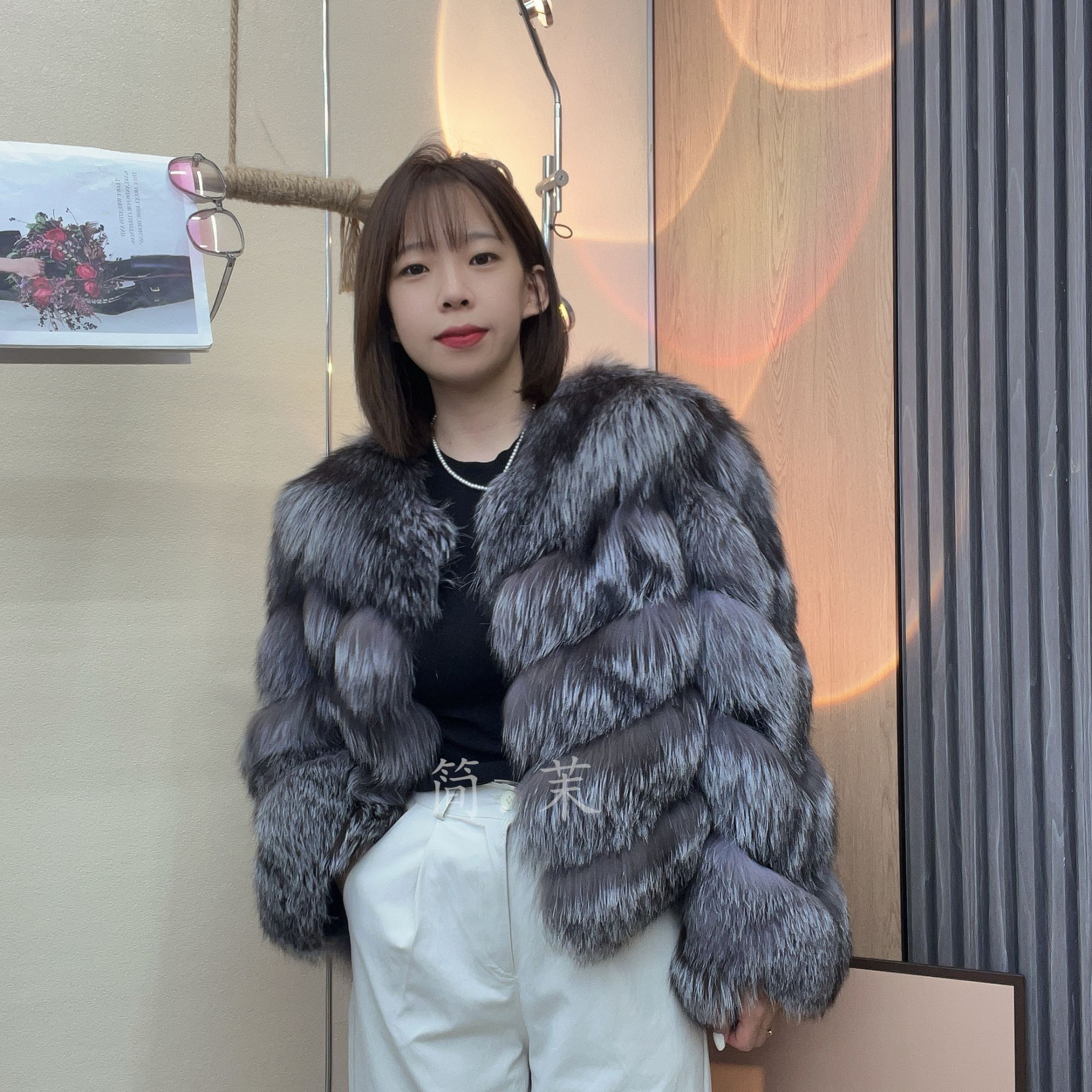 【J.M】小富婆必备.银.狐.毛.加皮隔断不臃肿保暖抗风外套显瘦女装