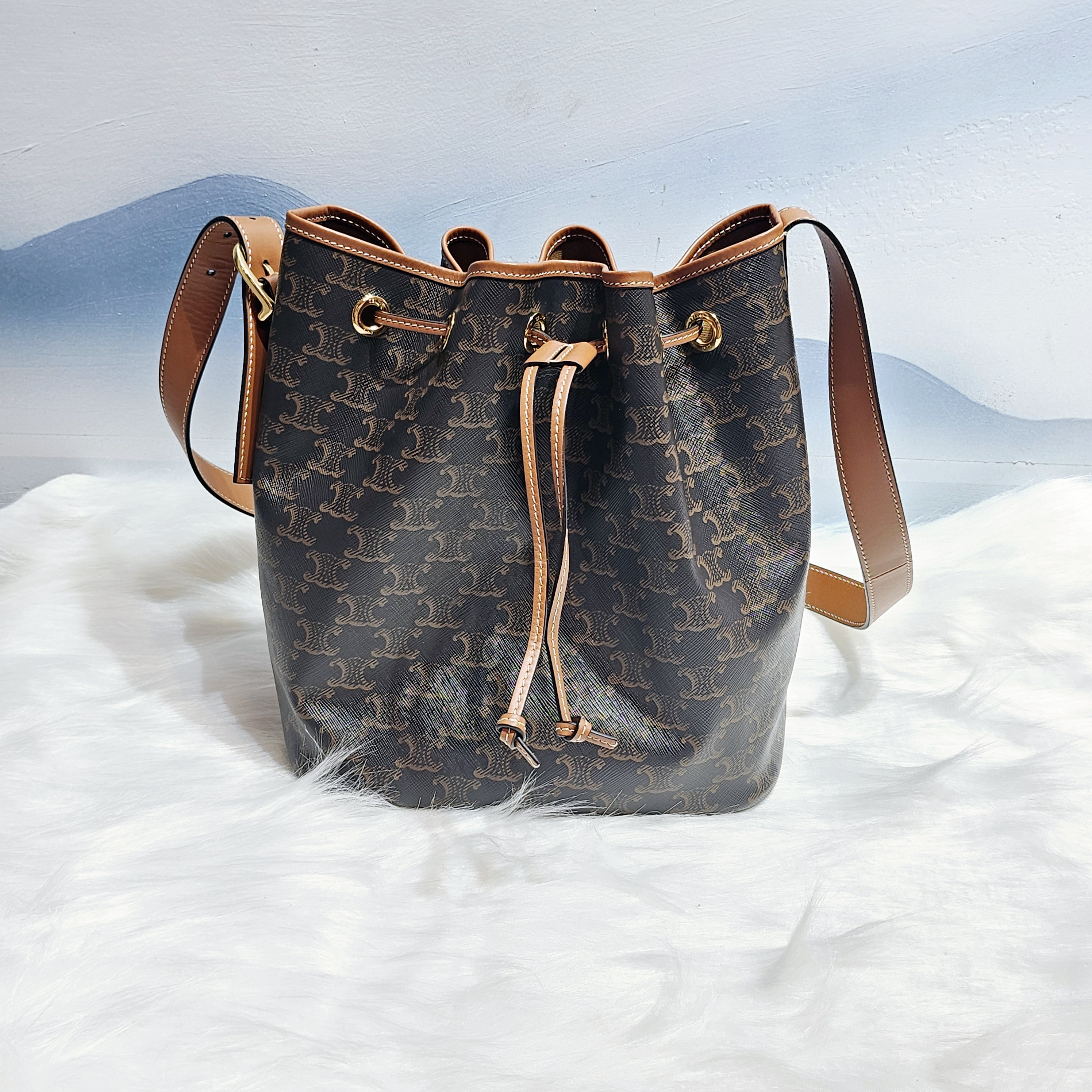 99新 Celine/思琳   珍甄 闲置大号水桶单肩包 30669