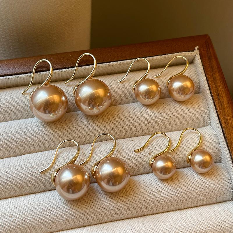 铜合金耳饰 香槟色仿珍珠耳钩轻奢高级感气质秋冬小众独特耳环女.