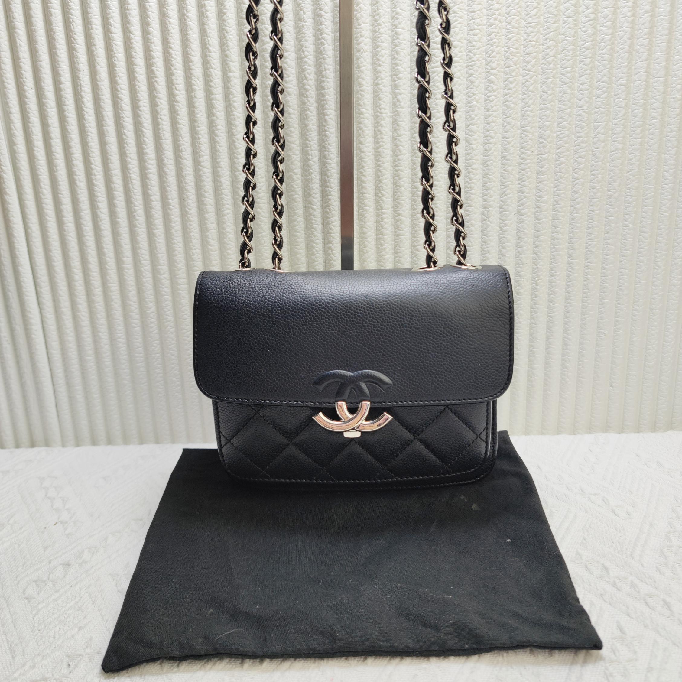 99新 Chanel/香奈儿 女士时尚经典香奈儿17s古巴翻盖单肩包二奢包