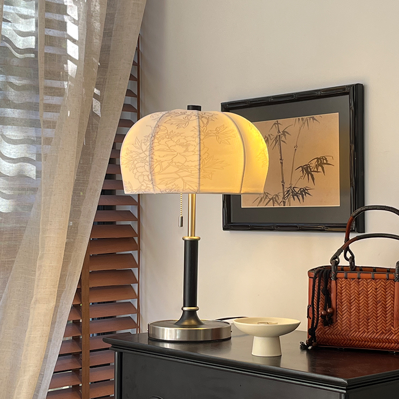  法式复古中古风台灯美式实木卧室床头灯侘寂风客厅酒店高级感灯