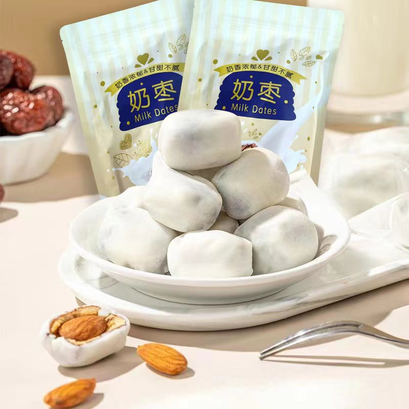 奶枣精选巴旦木夹心奶枣饱满去核香脆浓郁好吃美味即食休闲小零食