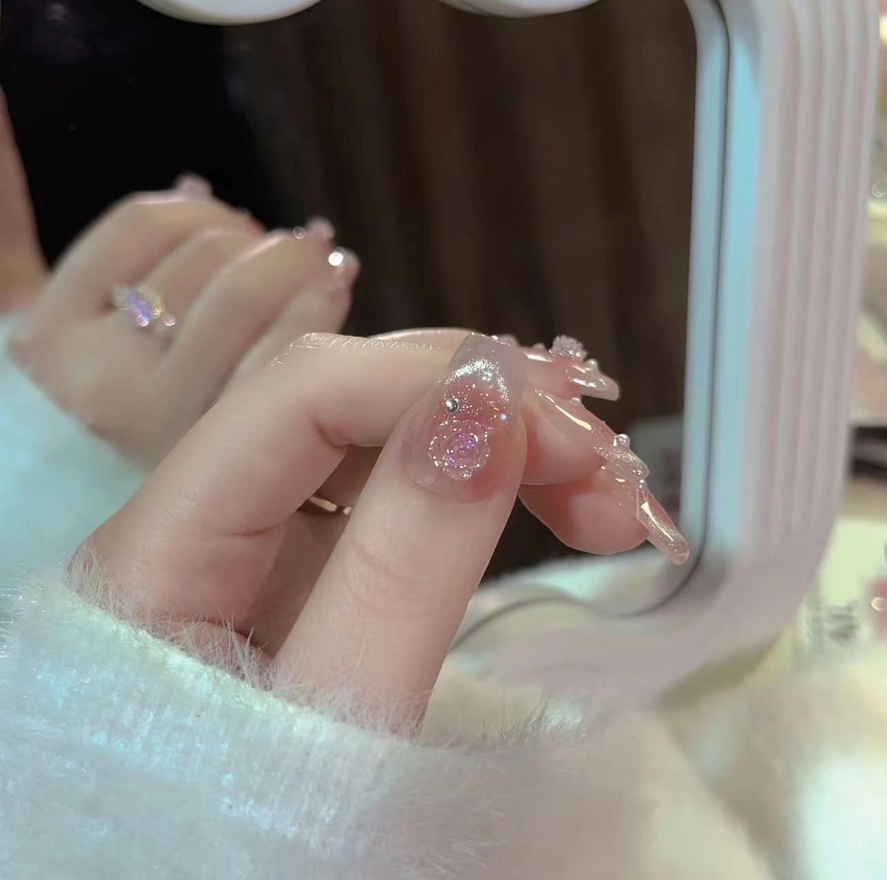 31#极光山茶花穿戴美甲