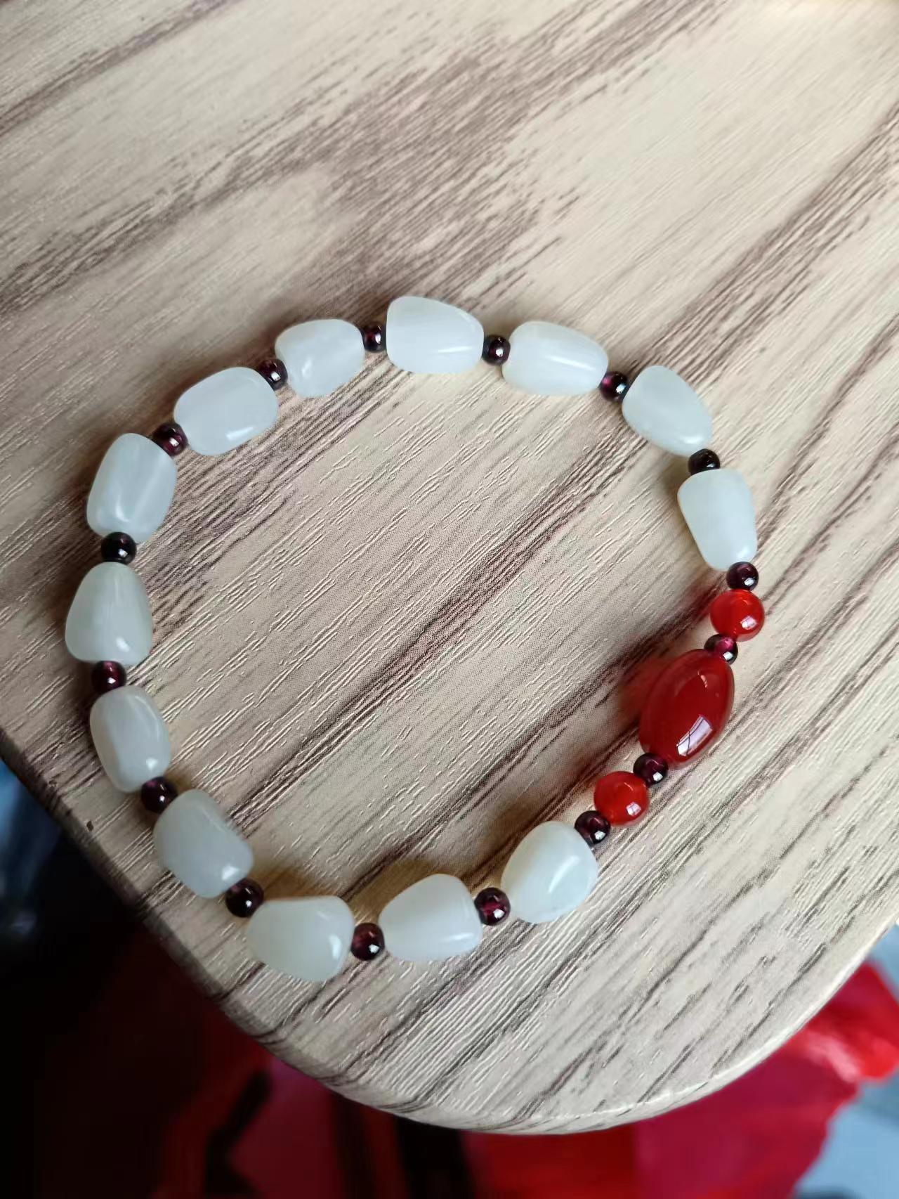 新疆和田玉棱形手串 多样性发其一