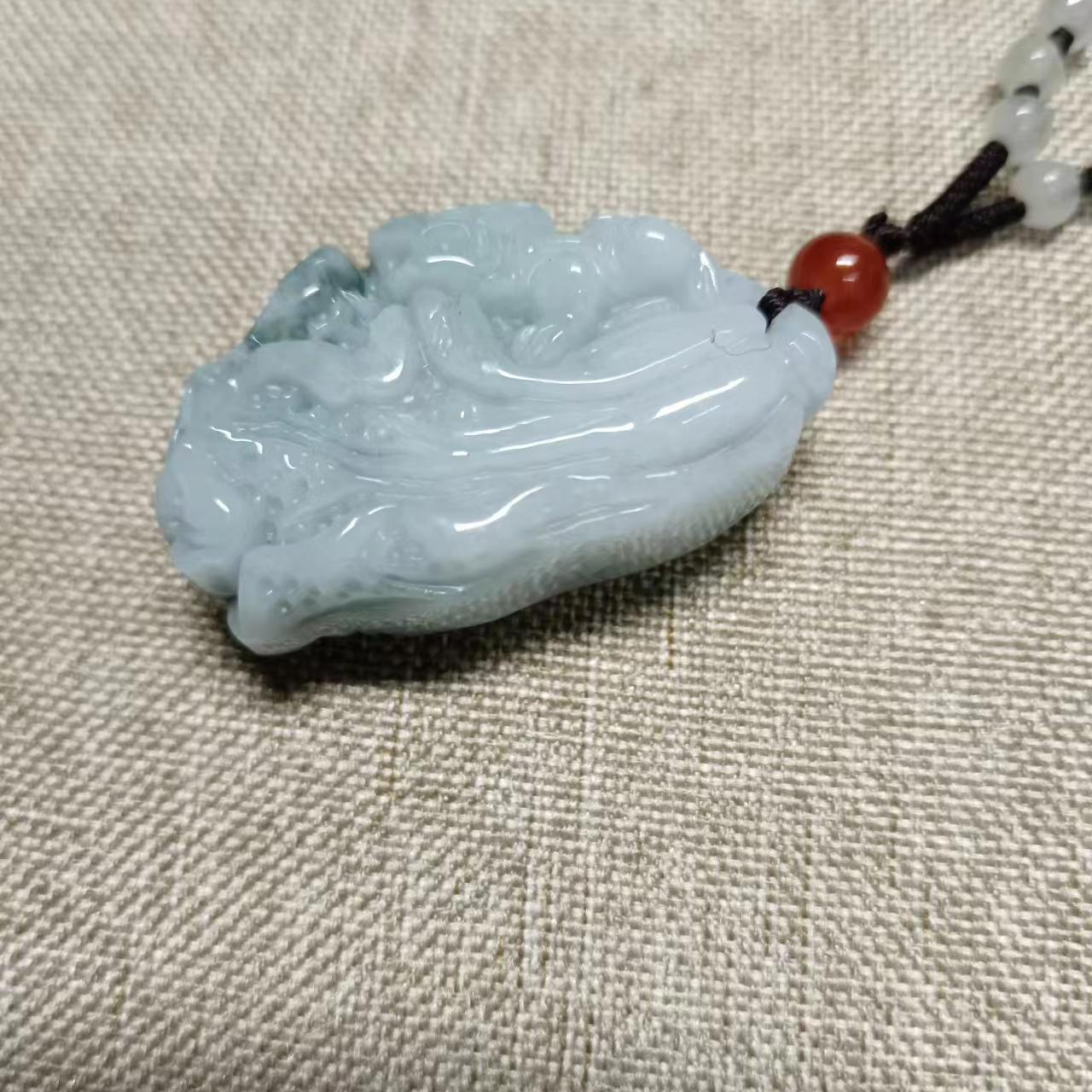 翡翠白菜吊坠 多样性发其一
