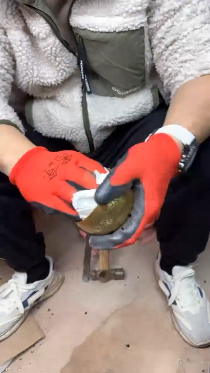 【闪购商品】瓷茶盏满钻金钵（配礼盒+证书）