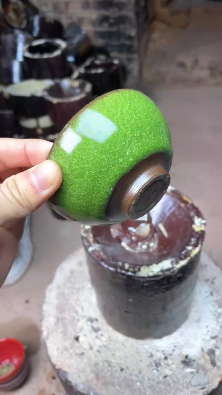 【闪购商品】瓷茶盏绿冰裂