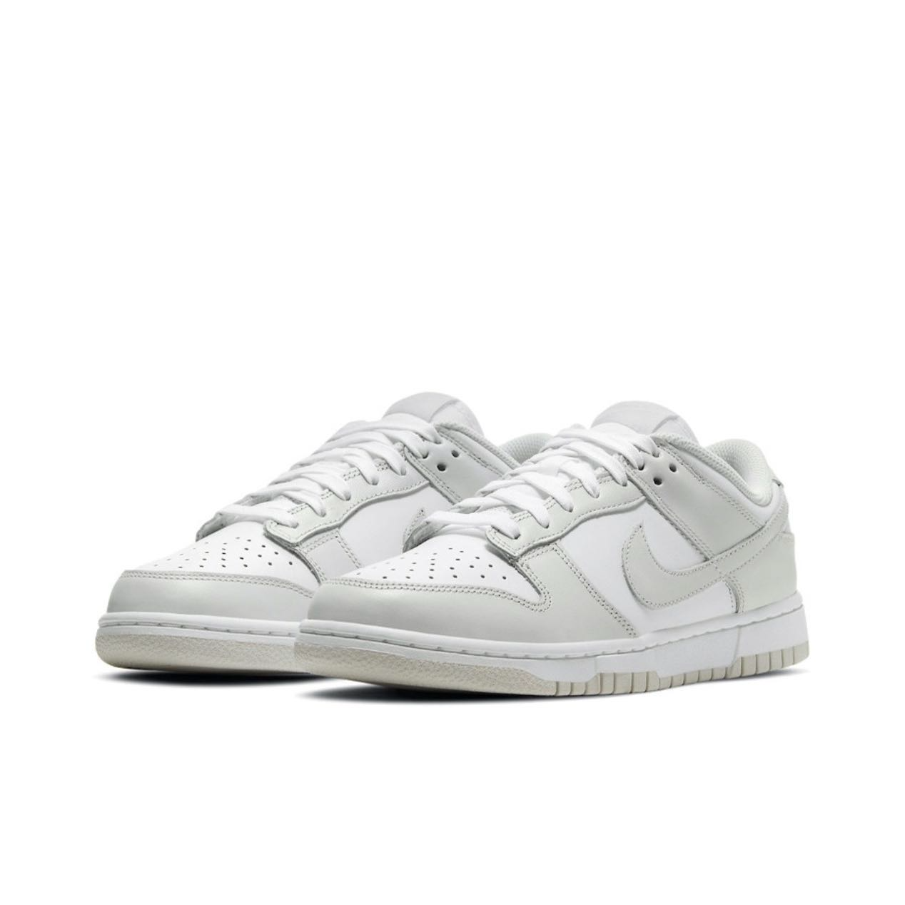Nike/耐克【威海万达NK专享】女款灰白DUNK复古低帮板鞋DD1503103